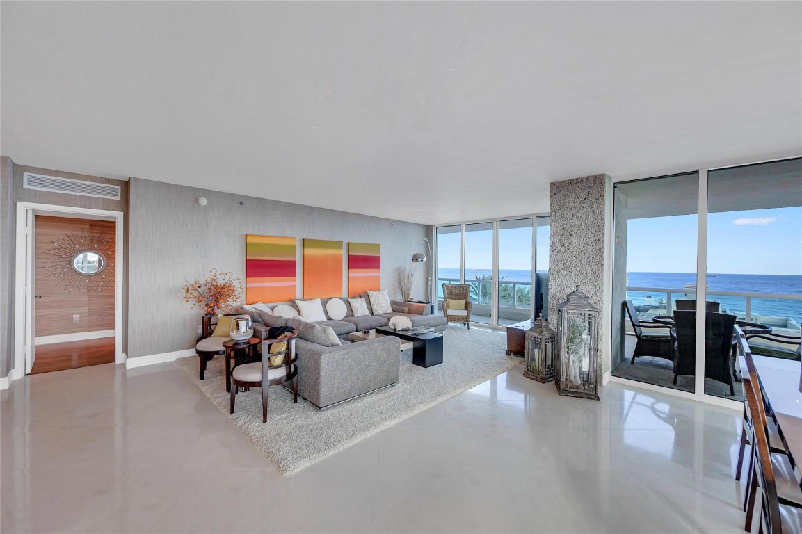 101 S Fort Lauderdale Beach Blvd Unit: 1001