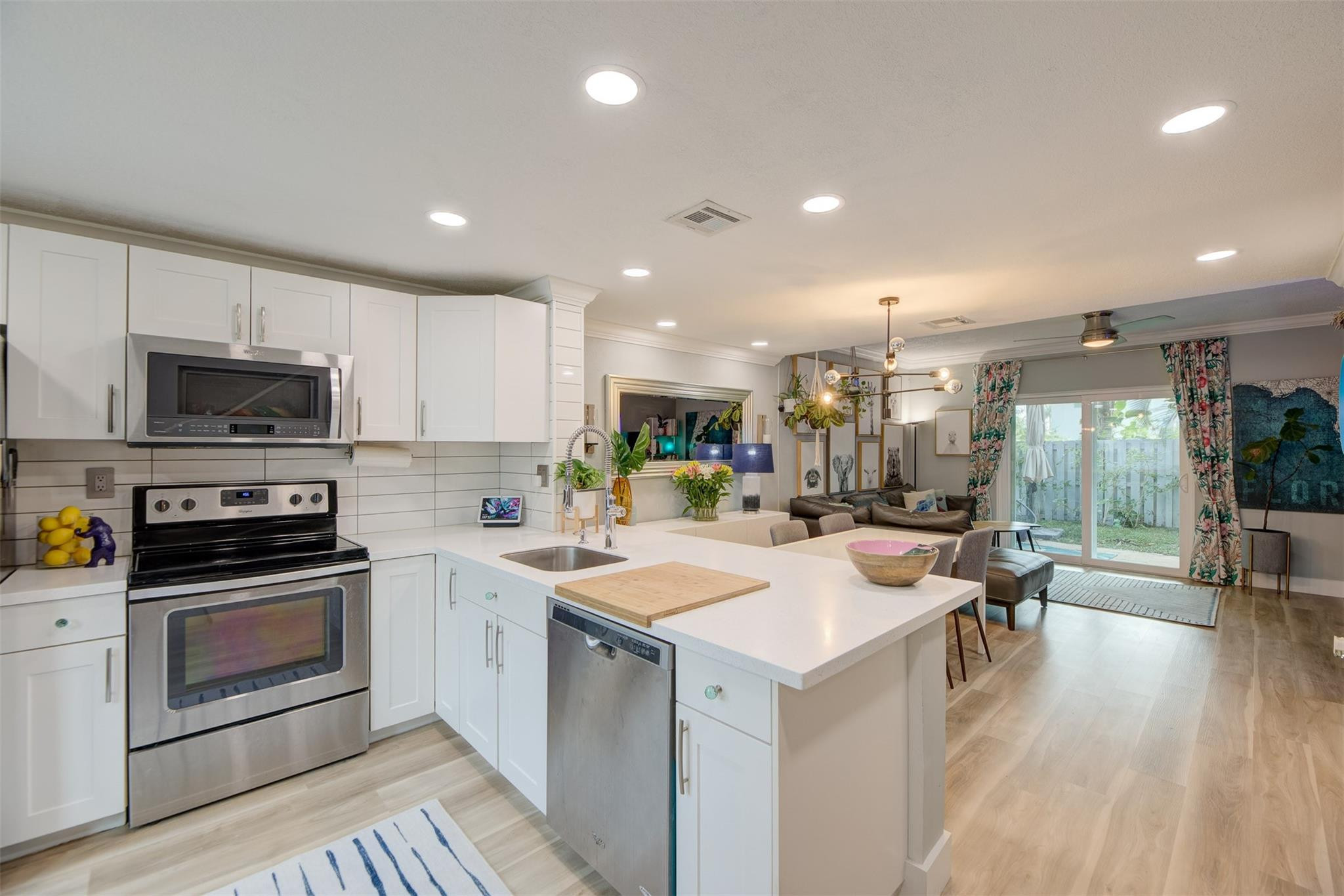 1805 NE 15th Ave Unit: 1805