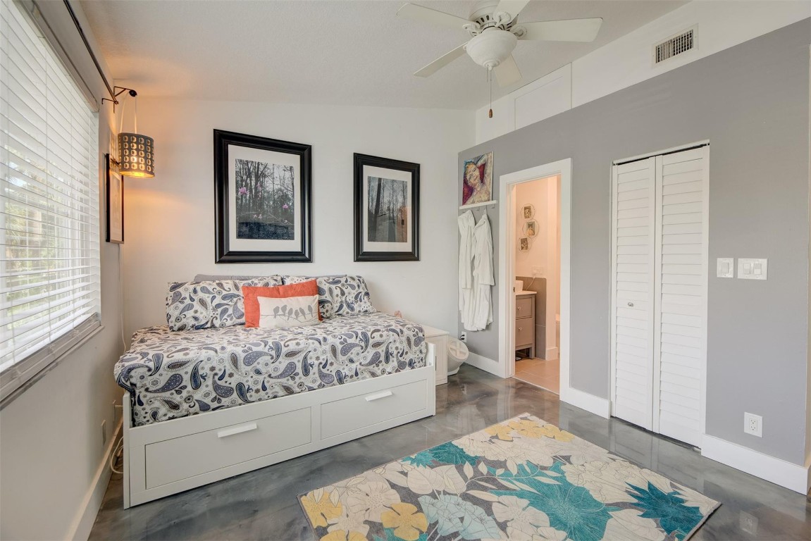 1805 NE 15th Ave Unit: 1805