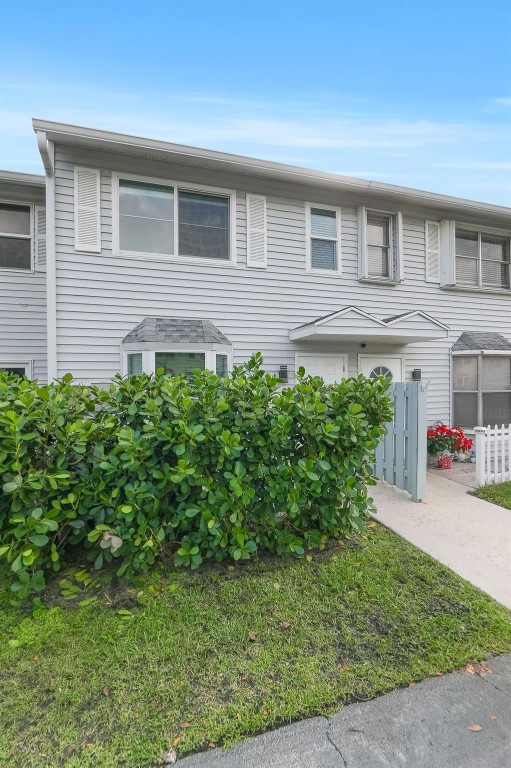 1805 NE 15th Ave Unit: 1805