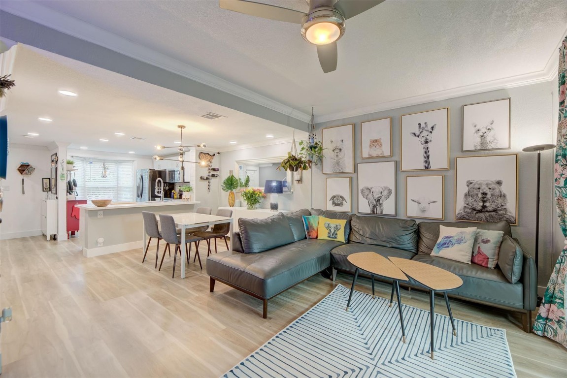 1805 NE 15th Ave Unit: 1805