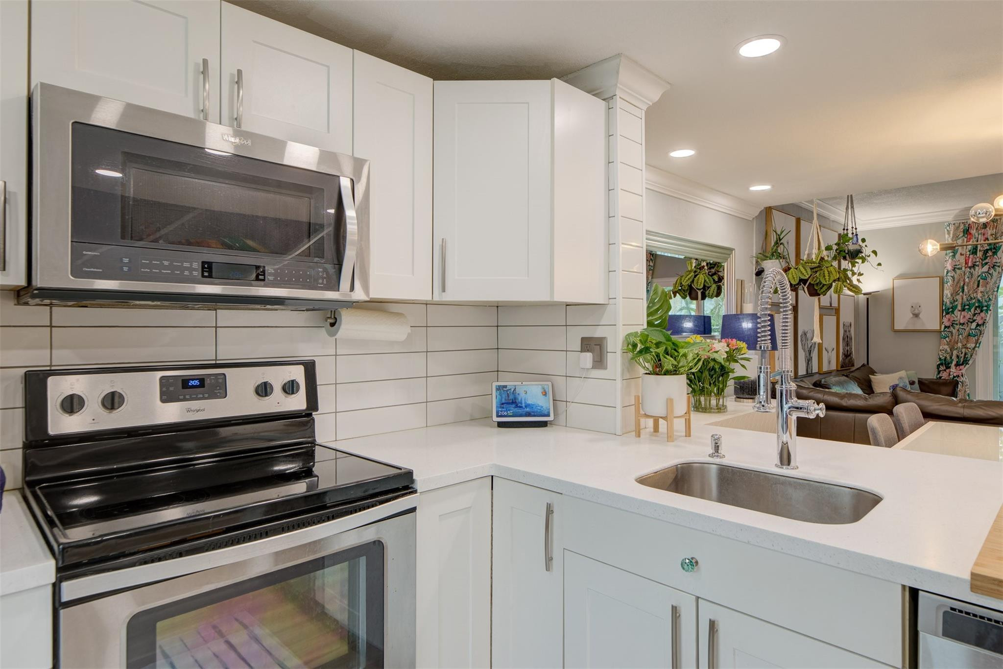 1805 NE 15th Ave Unit: 1805