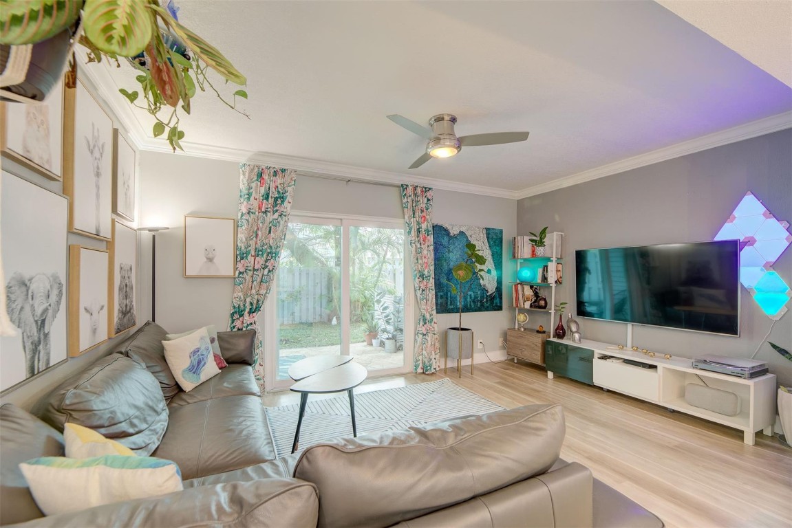 1805 NE 15th Ave Unit: 1805