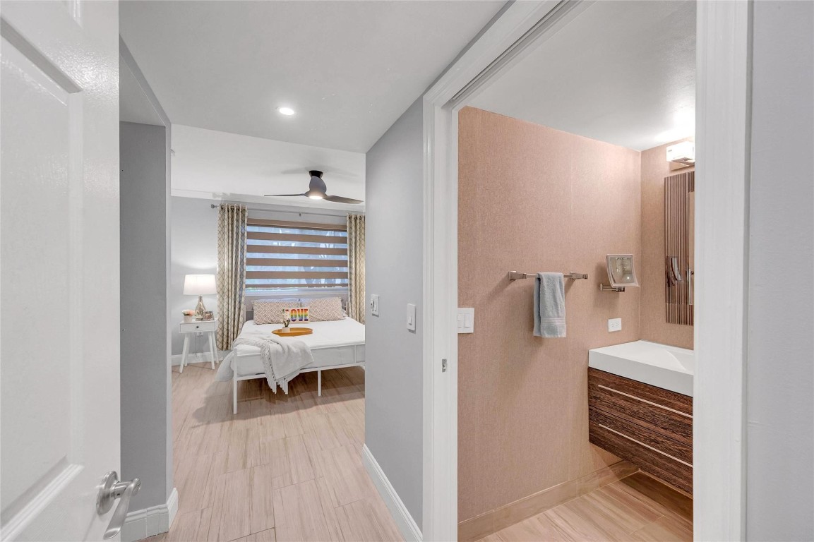 2039 SE 10th Ave Unit: 502