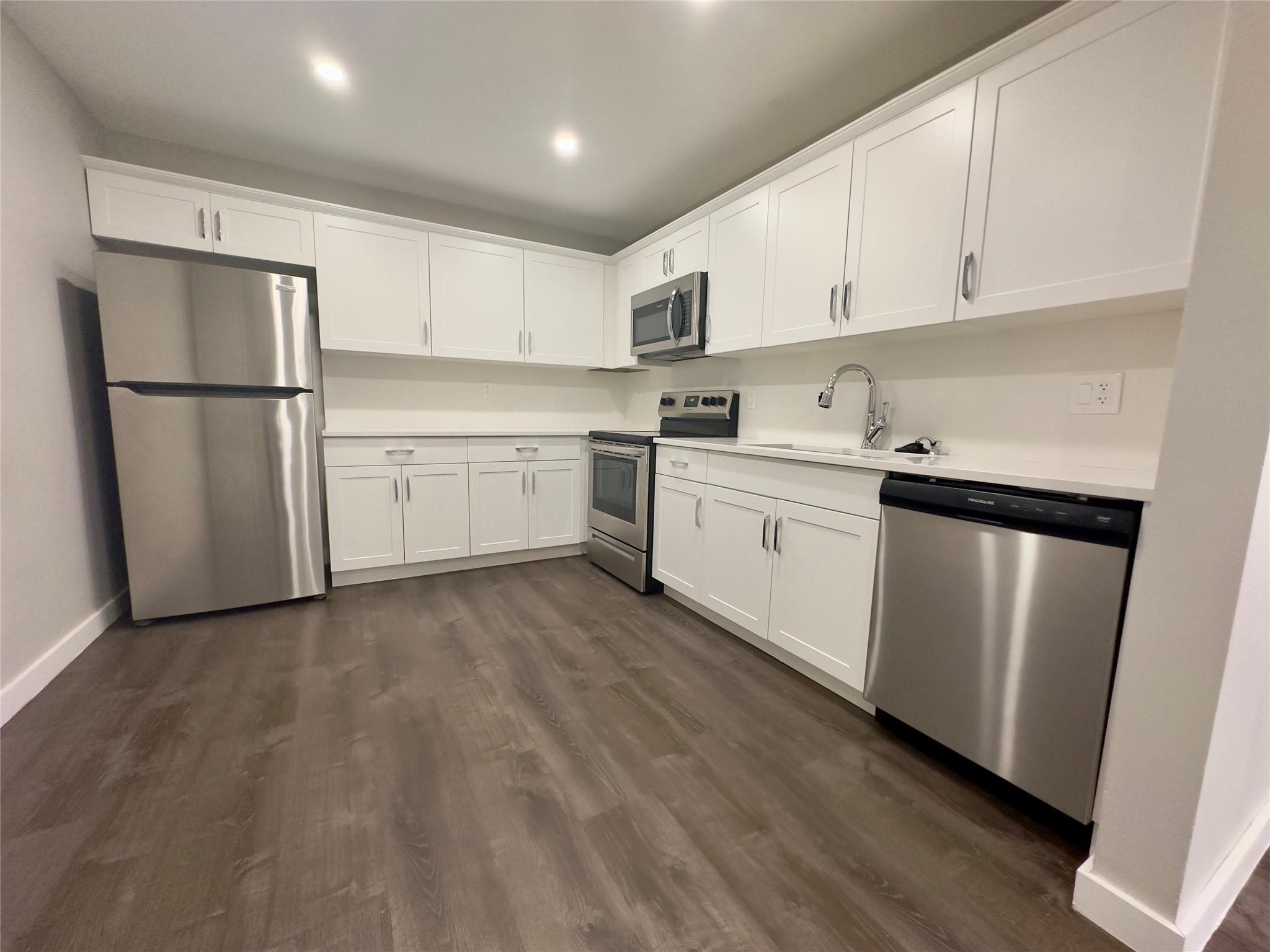 401 SE 14th St Unit: A