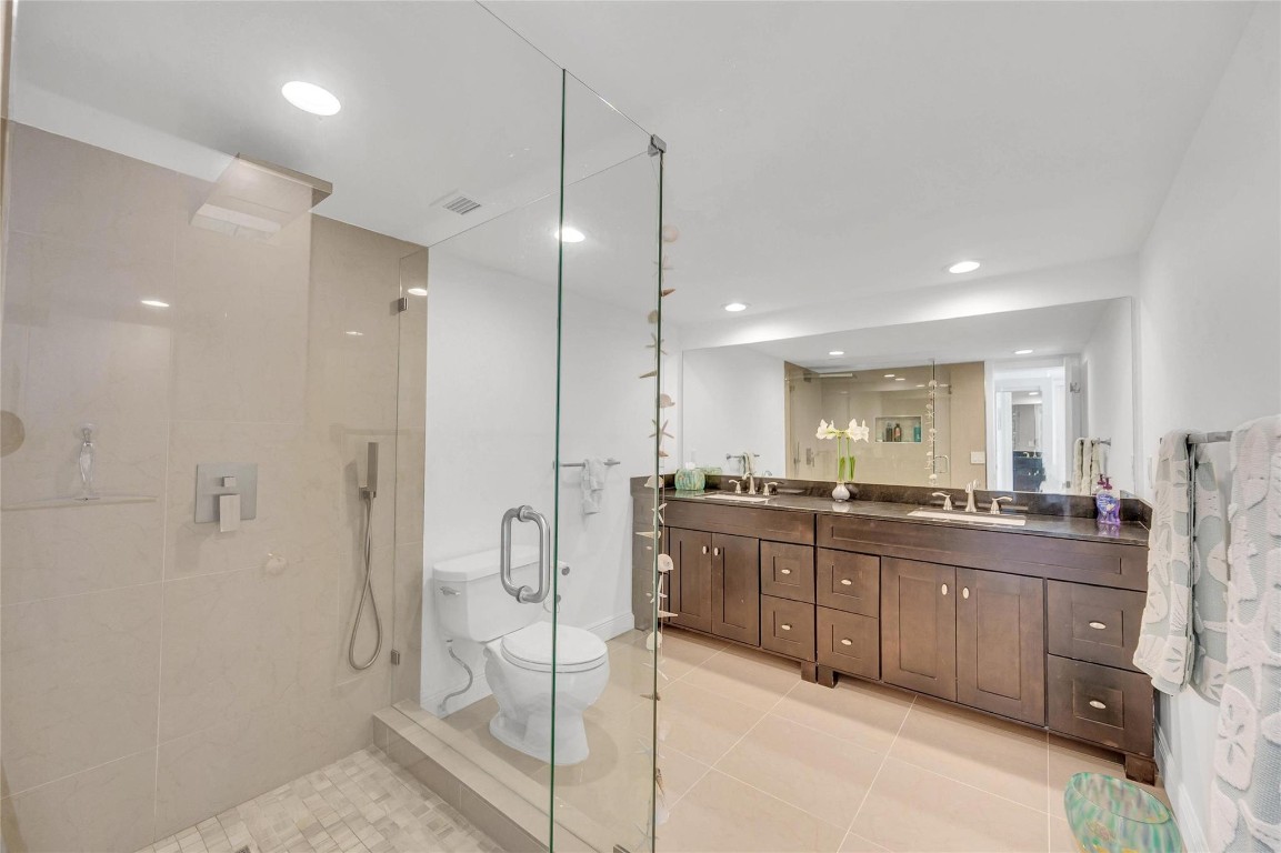 2800 E Sunrise Blvd Unit: 11F