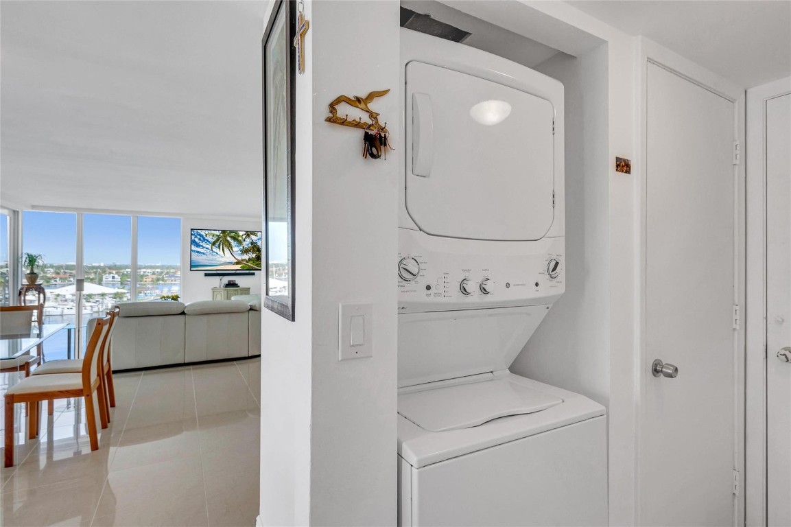 2800 E Sunrise Blvd Unit: 11F