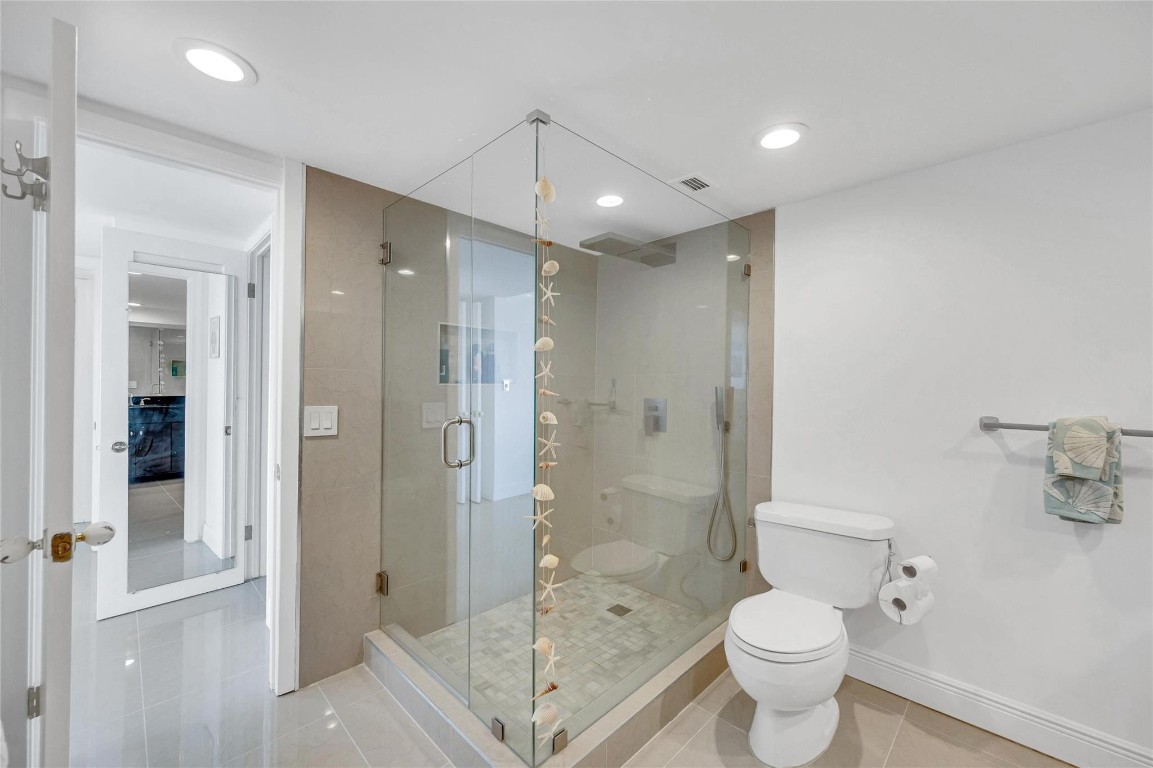 2800 E Sunrise Blvd Unit: 11F