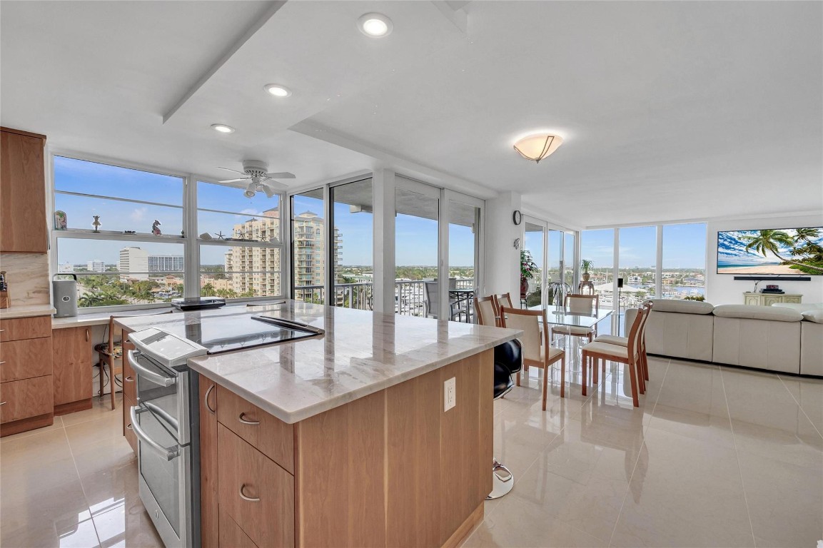 2800 E Sunrise Blvd Unit: 11F