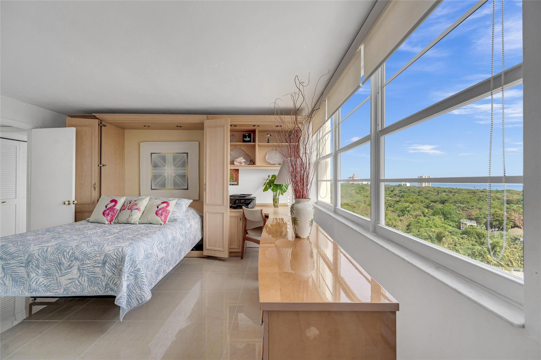 2800 E Sunrise Blvd Unit: 11F