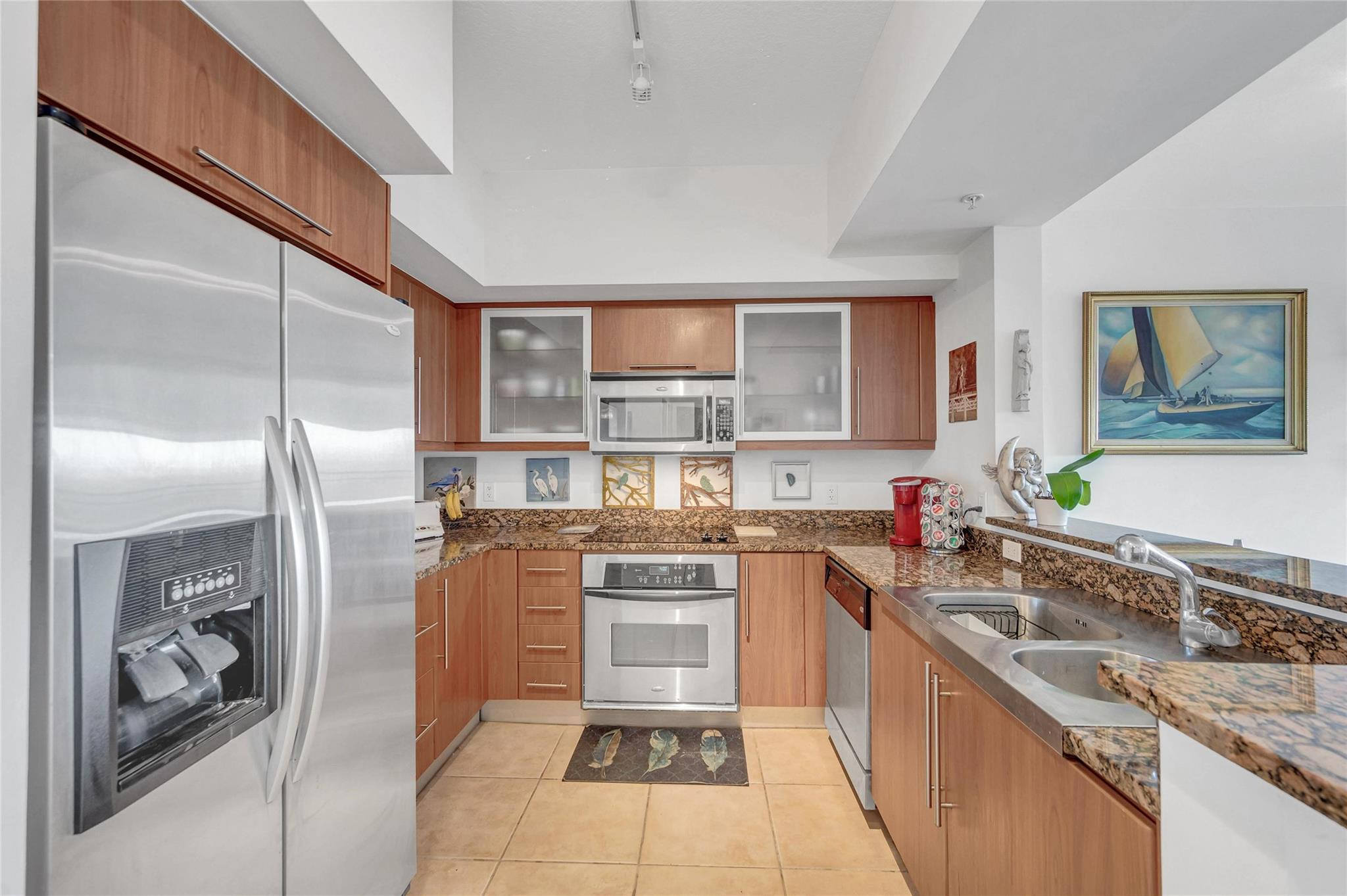 888 S Douglas Rd 906