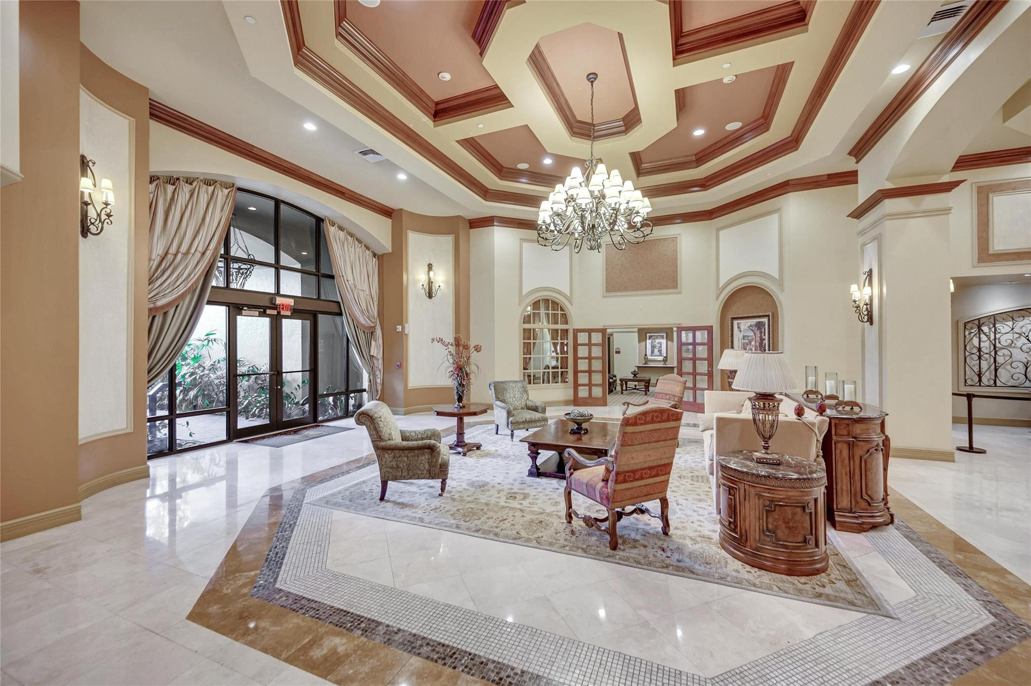 888 S Douglas Rd 906