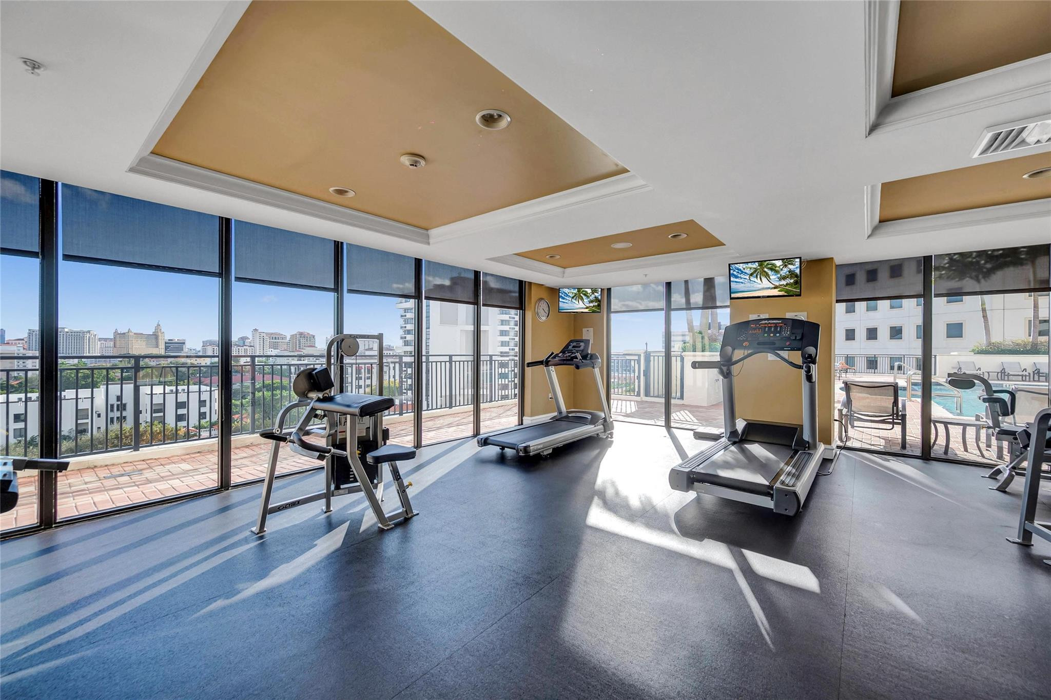 888 S Douglas Rd 906