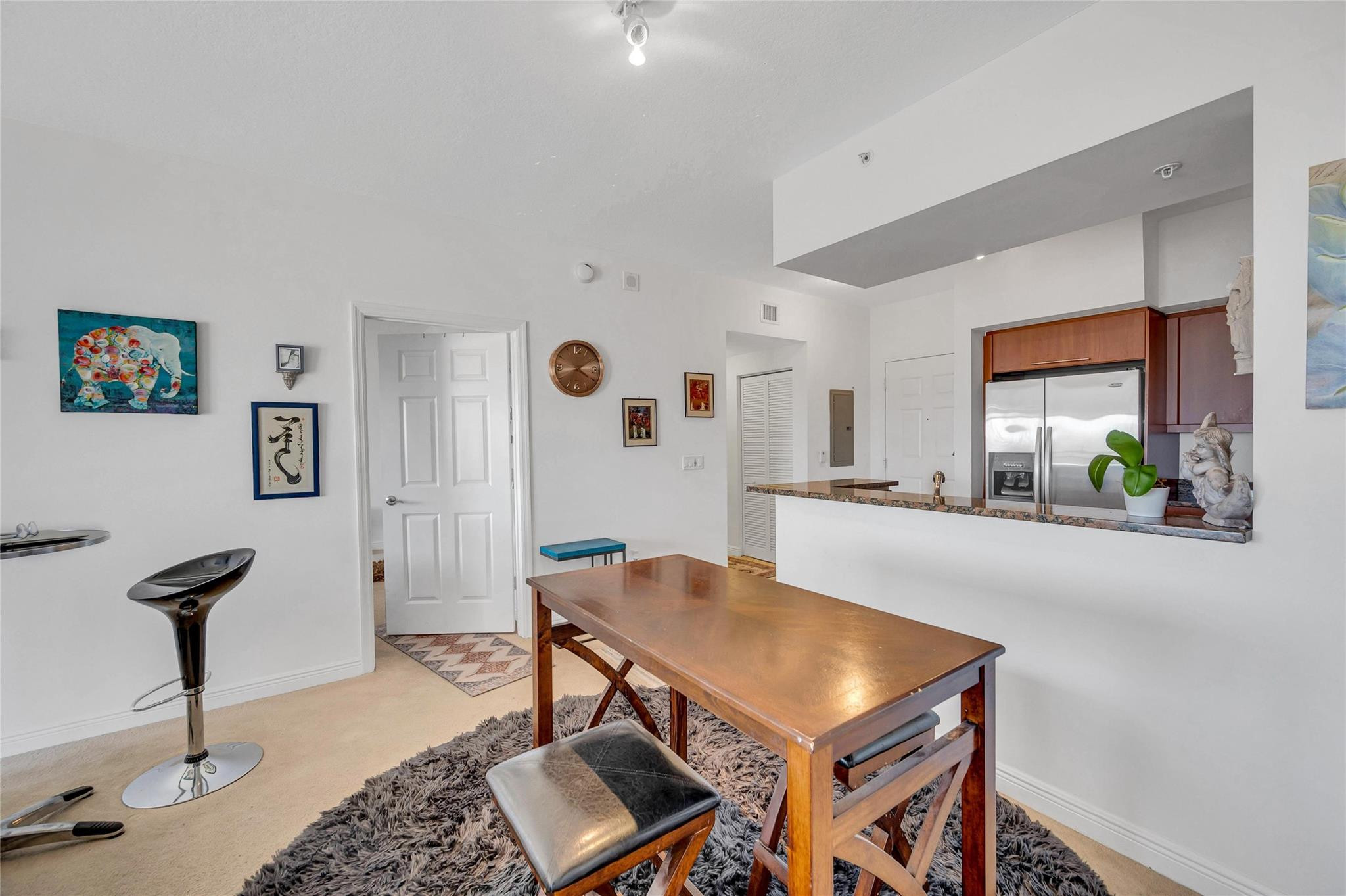 888 S Douglas Rd 906