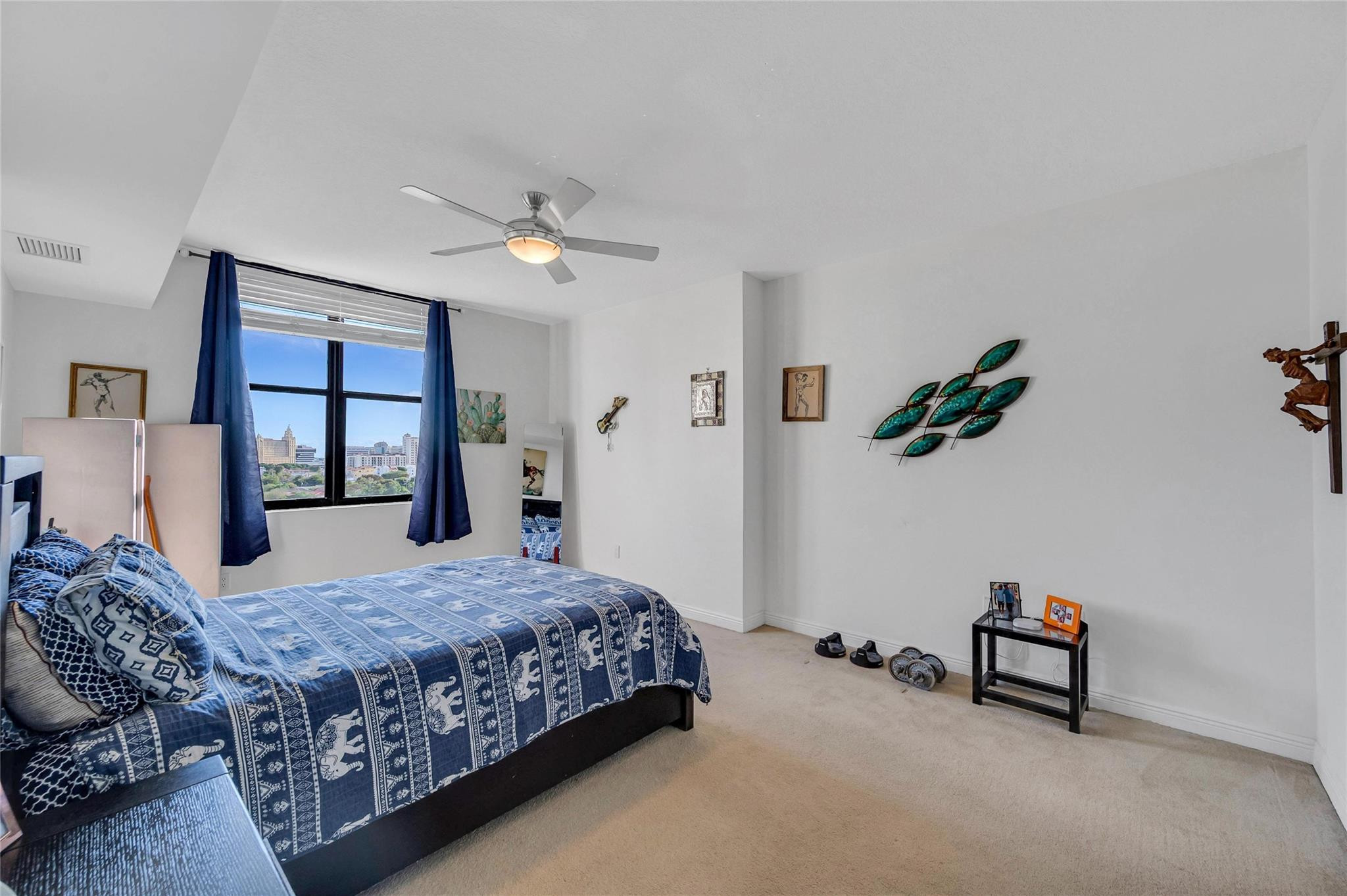 888 S Douglas Rd 906