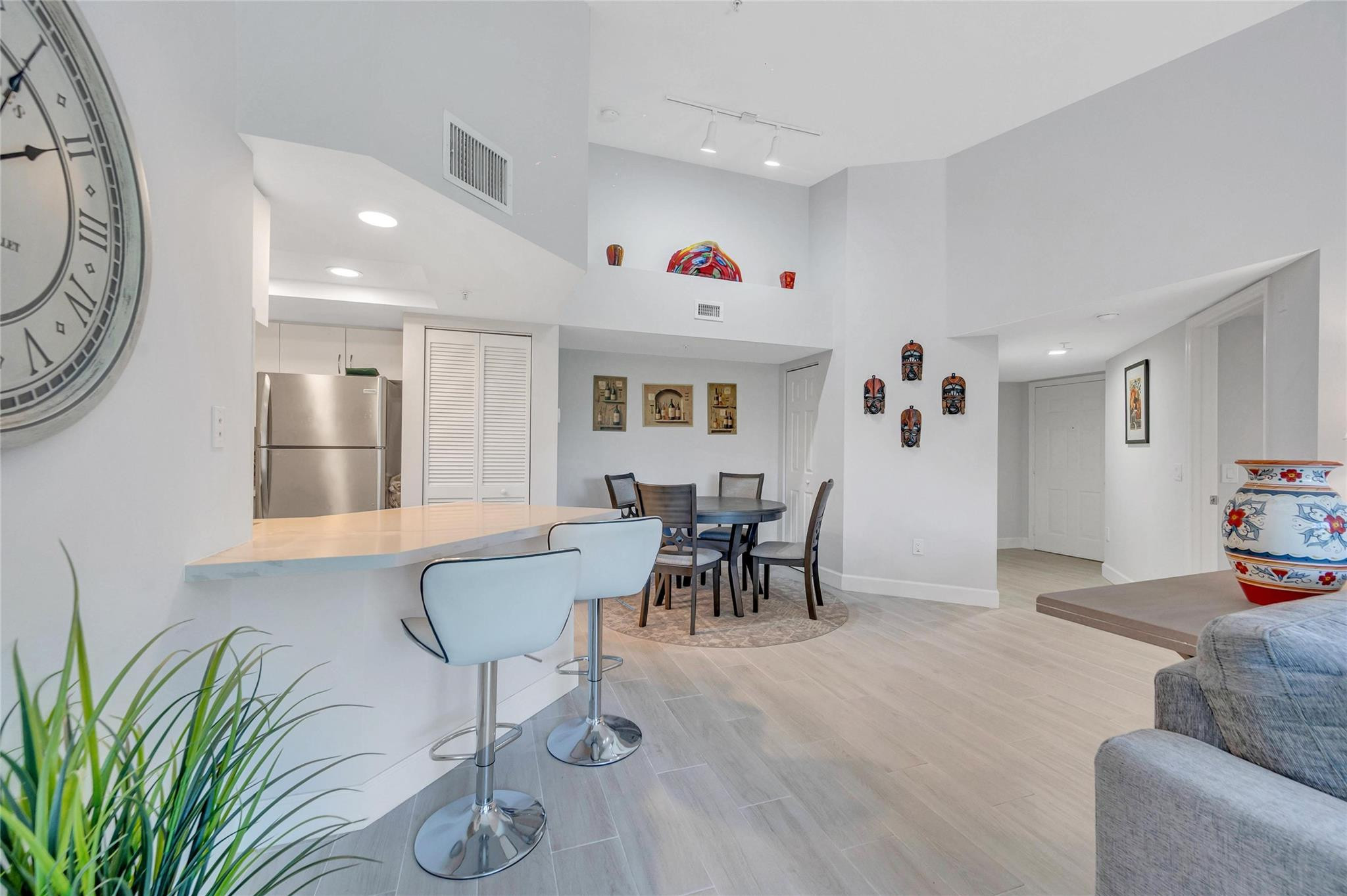 2119 SE 10th Ave 907