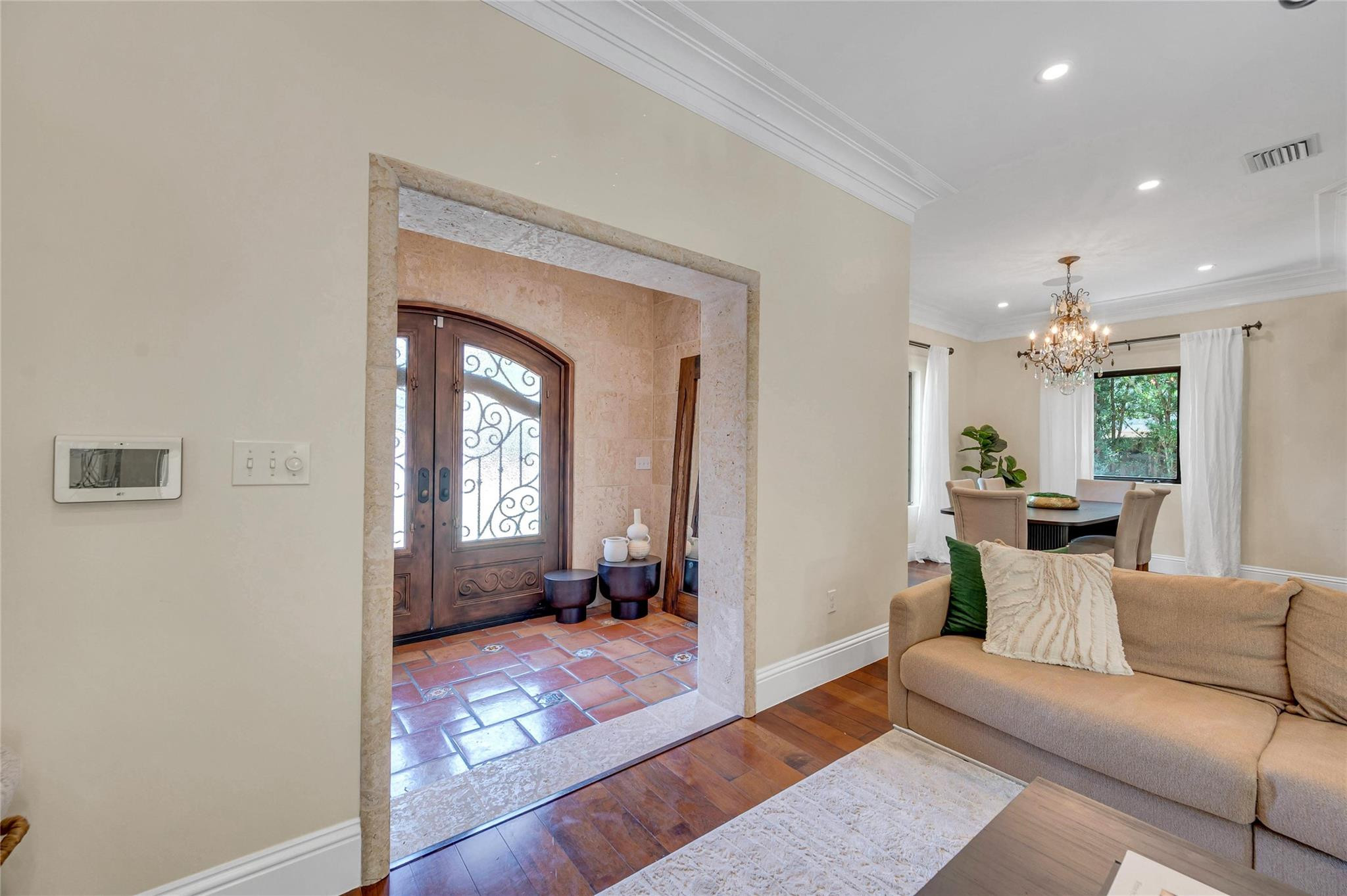 537 NE 13th Ave