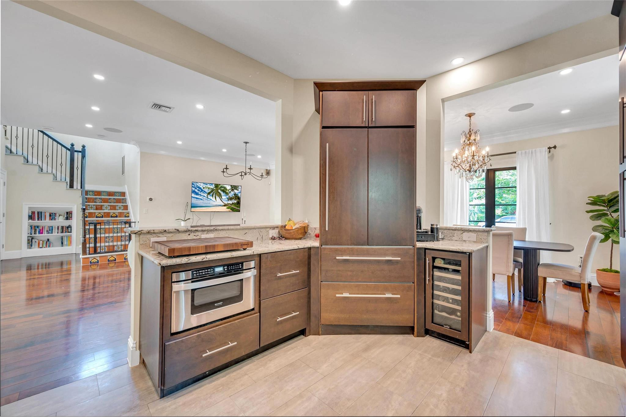 537 NE 13th Ave