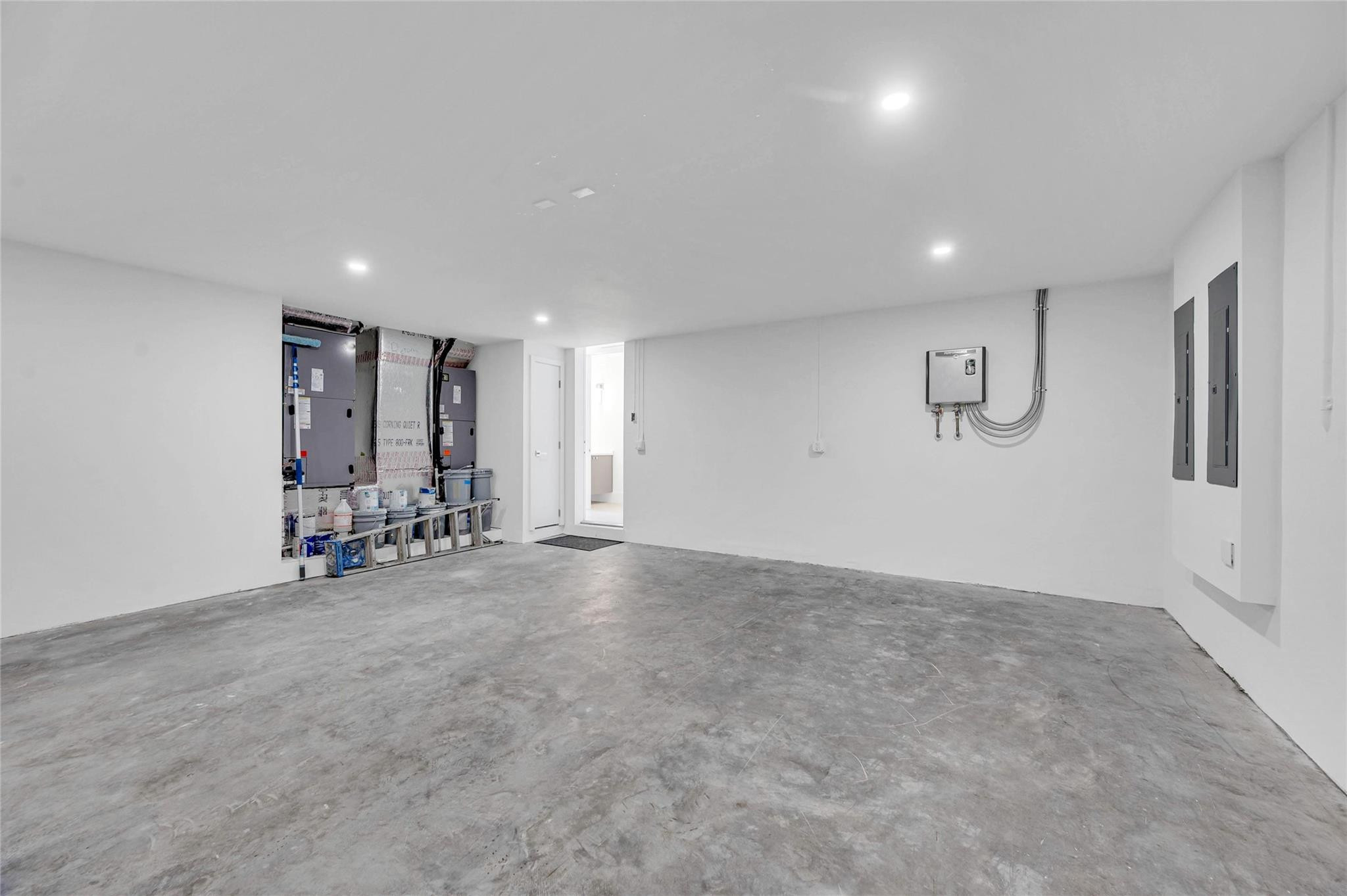 1409 NE 17th Way