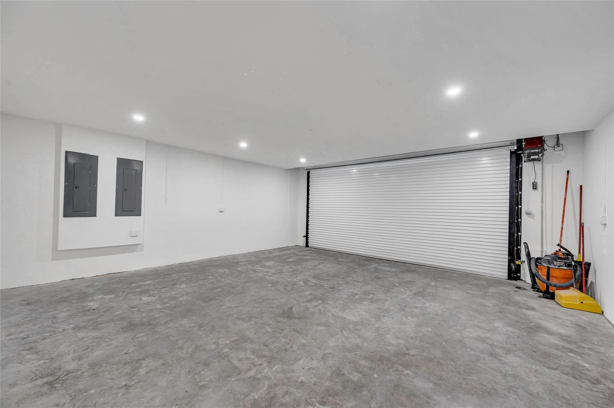 1409 NE 17th Way