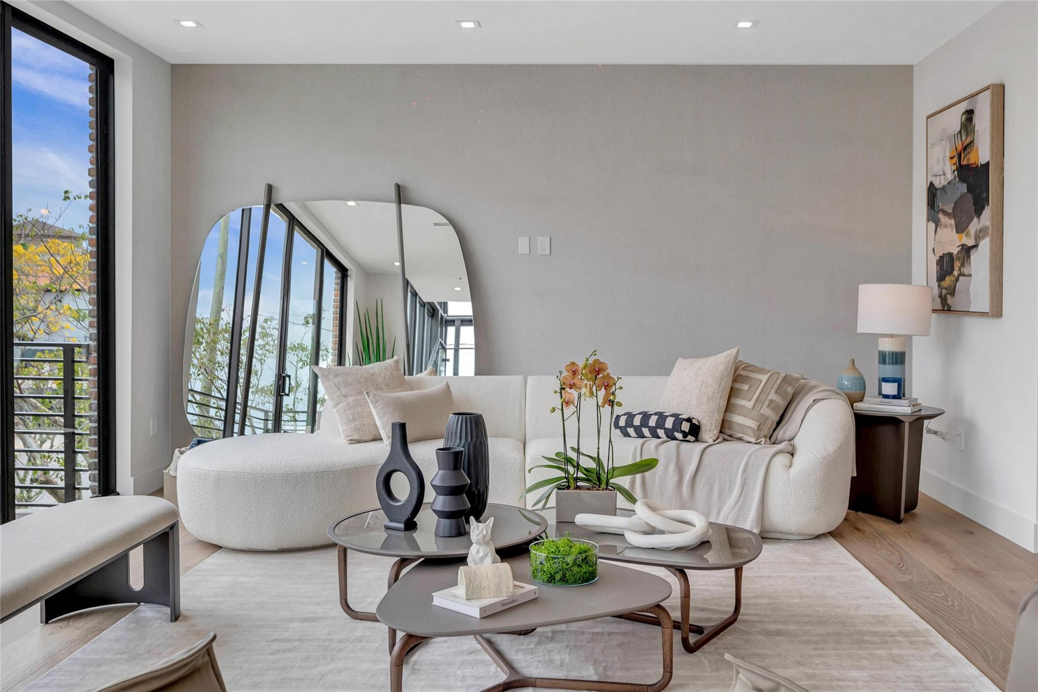 215 SE 10th Ter 215