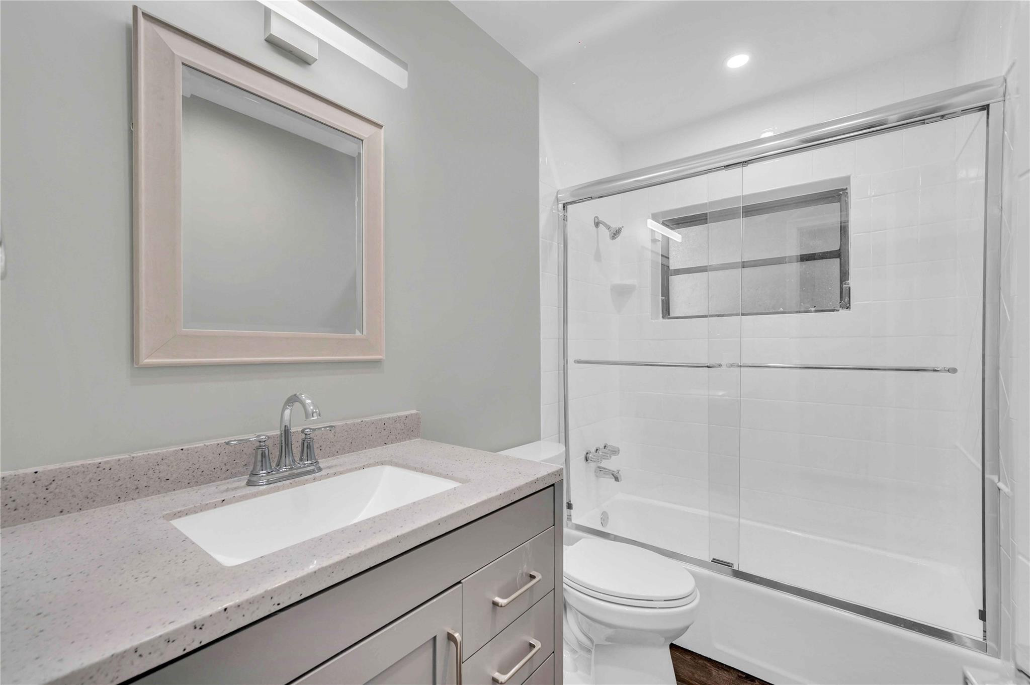401 SE 14th St W