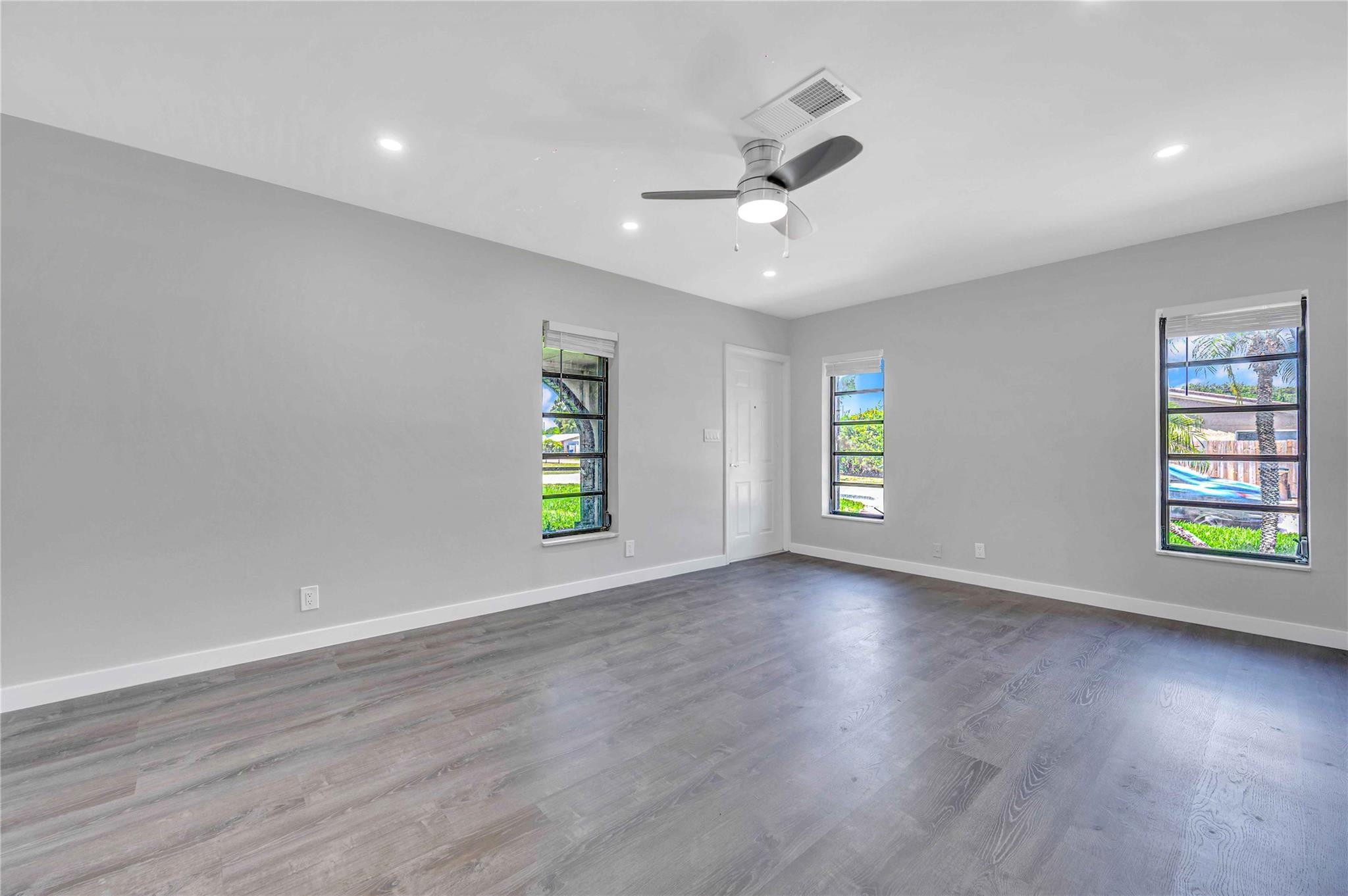 401 SE 14th St W