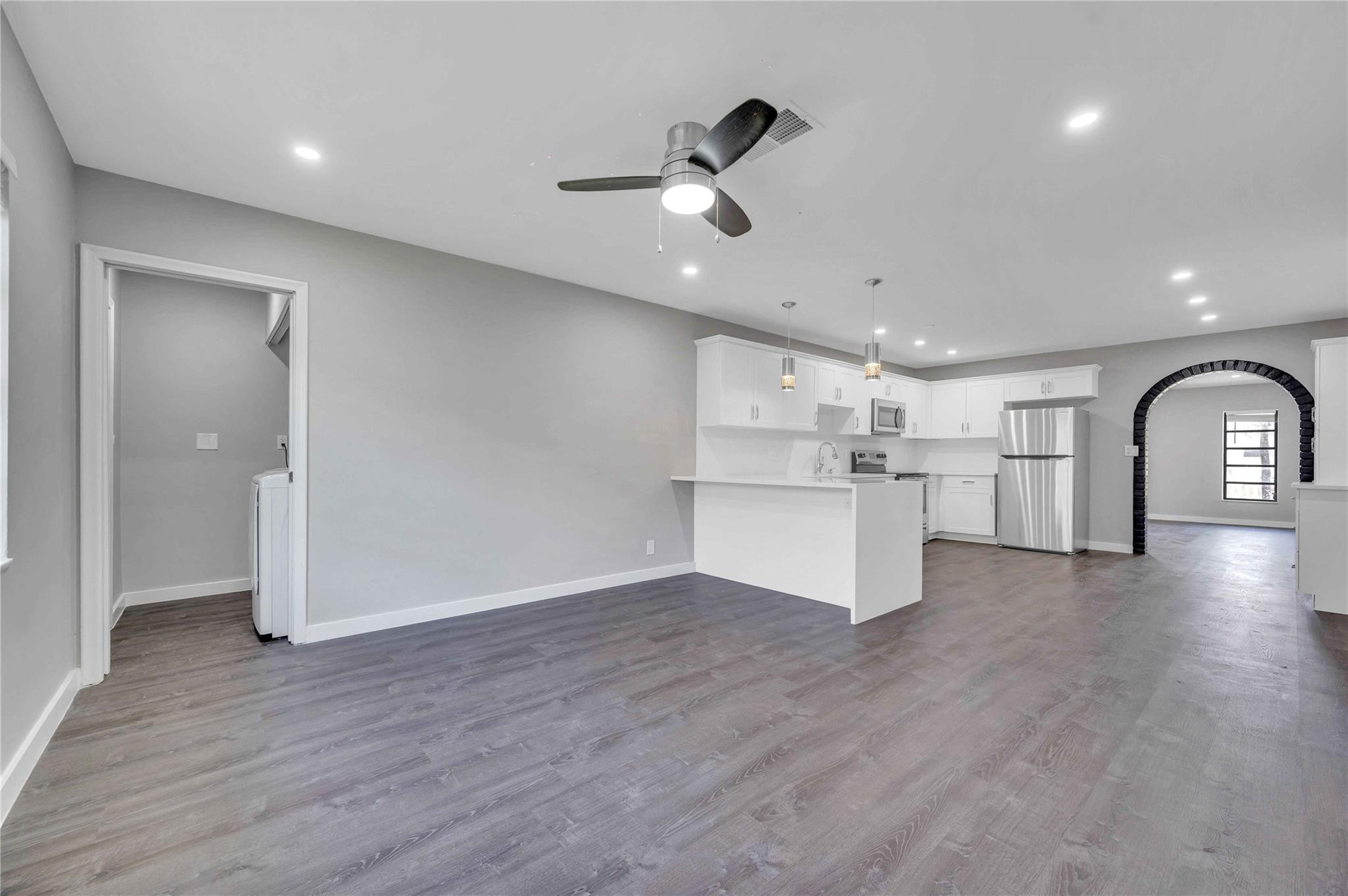 401 SE 14th St W
