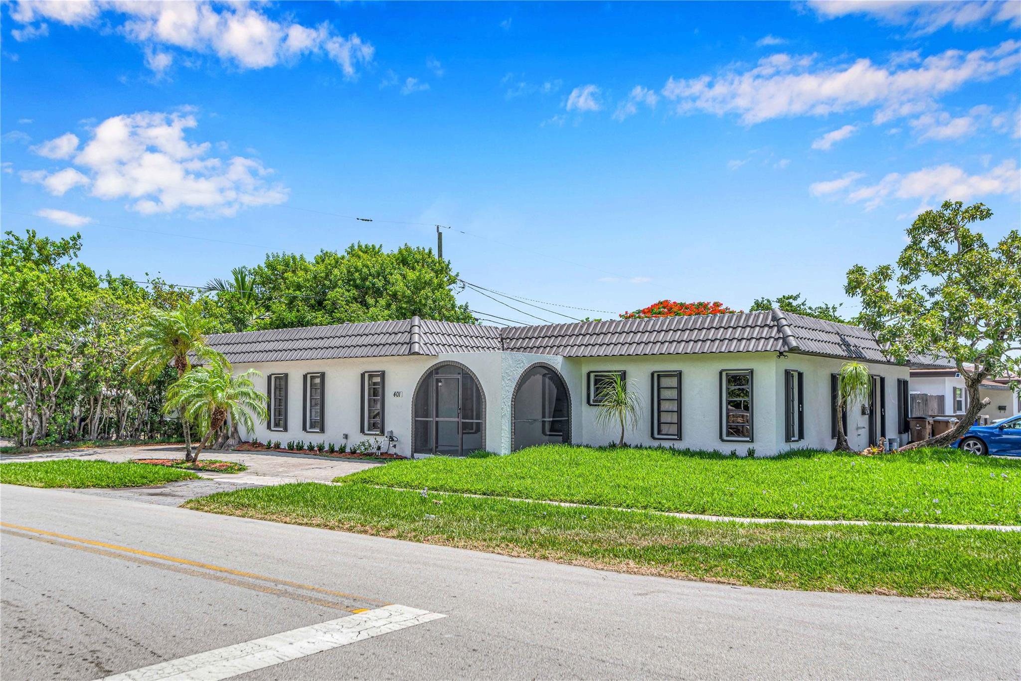 401 SE 14th St W