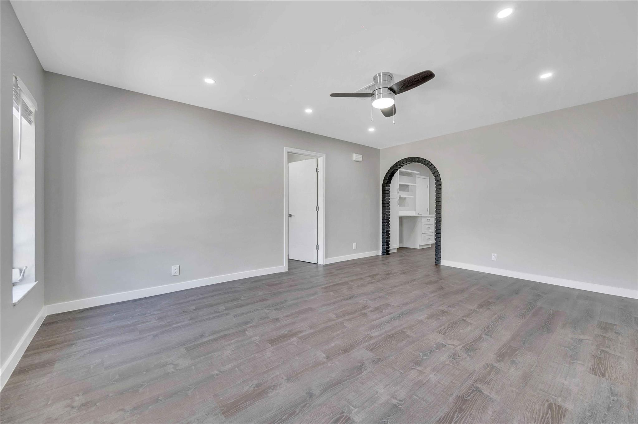401 SE 14th St W