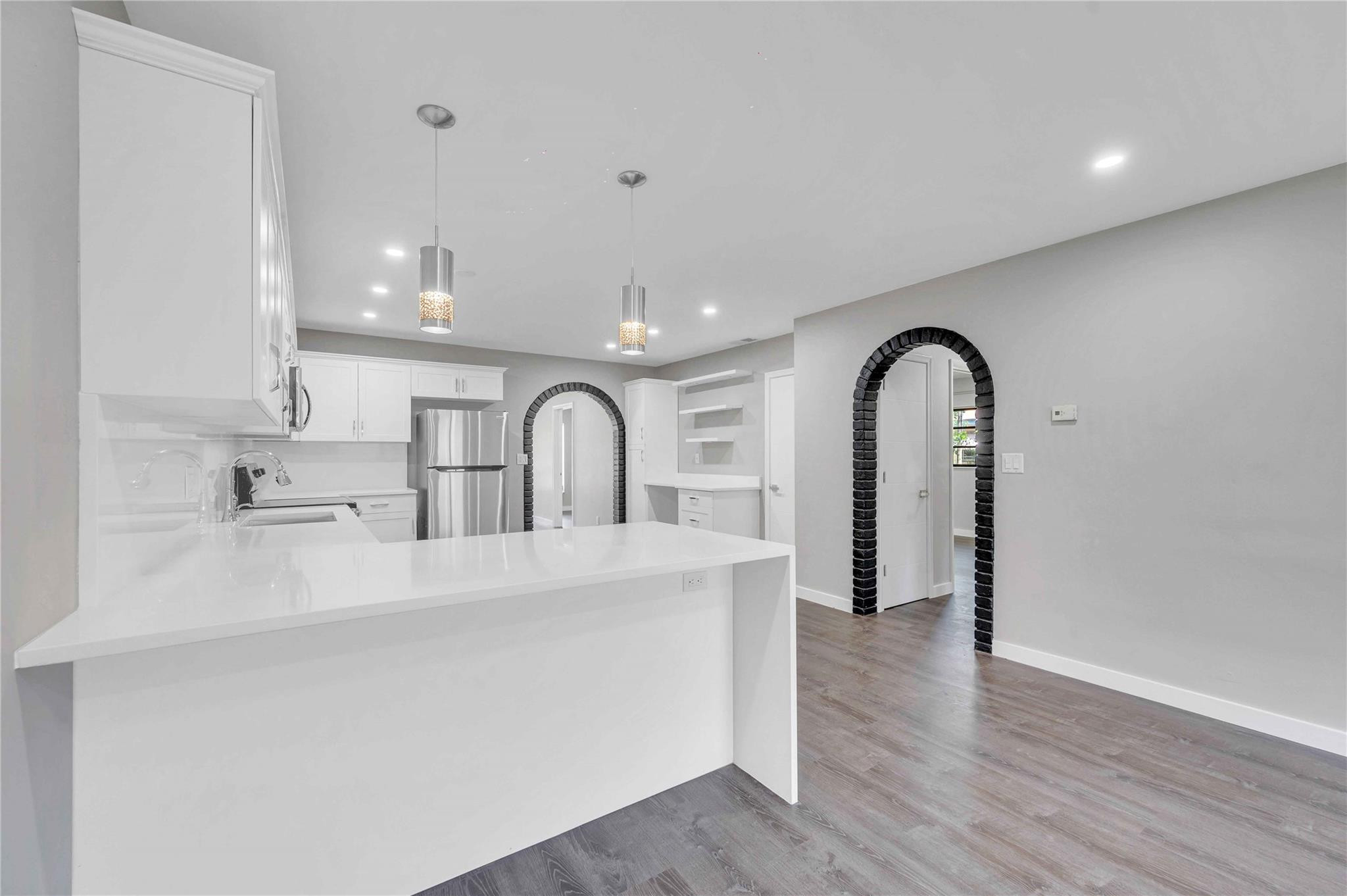 401 SE 14th St W