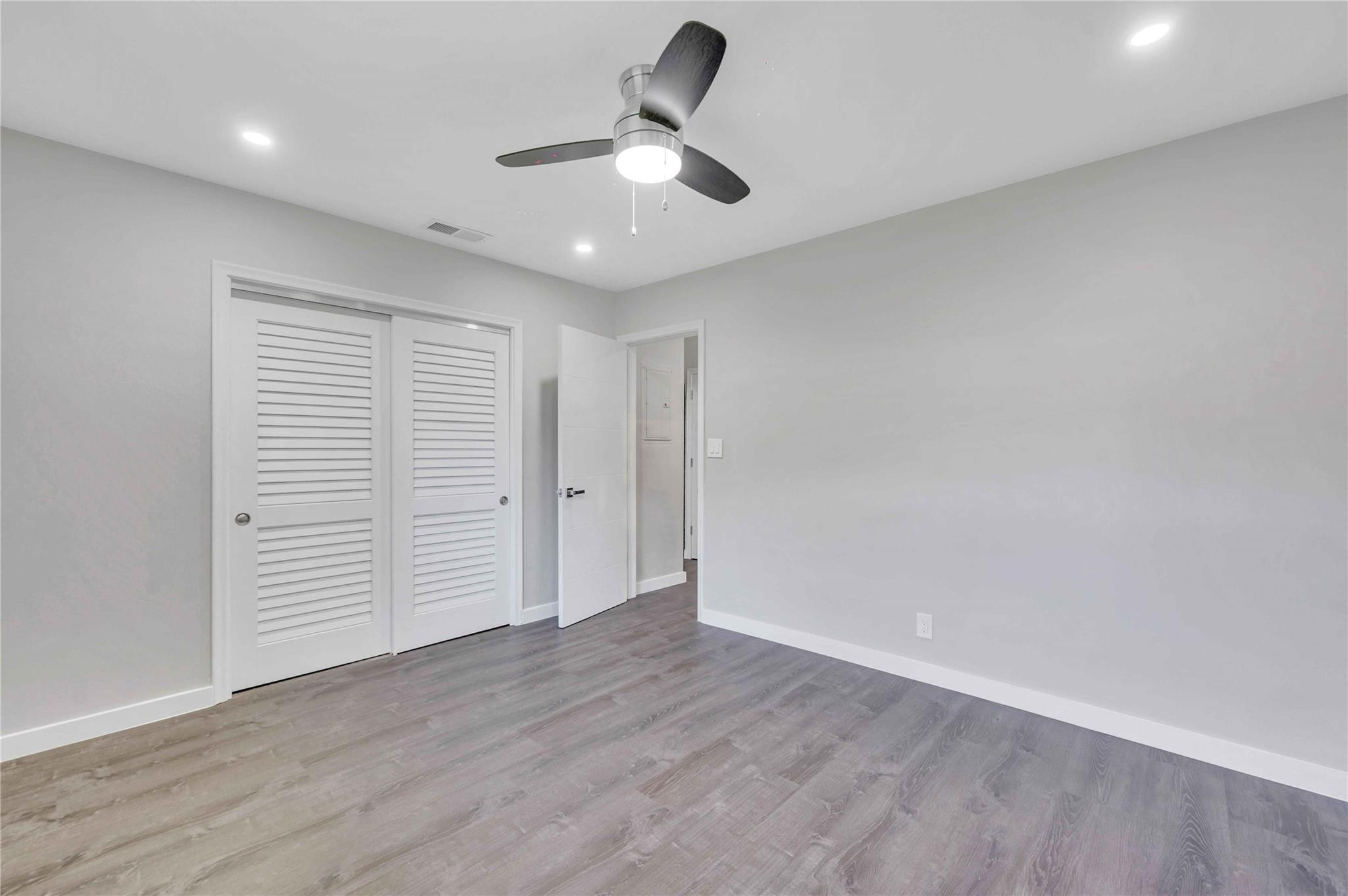 401 SE 14th St W