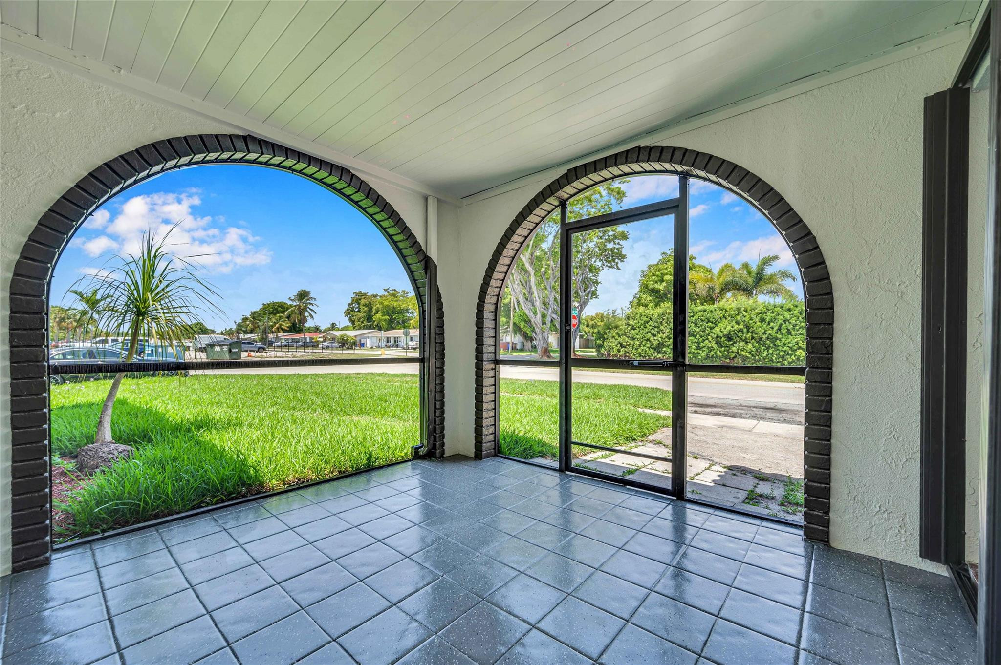 401 SE 14th St W