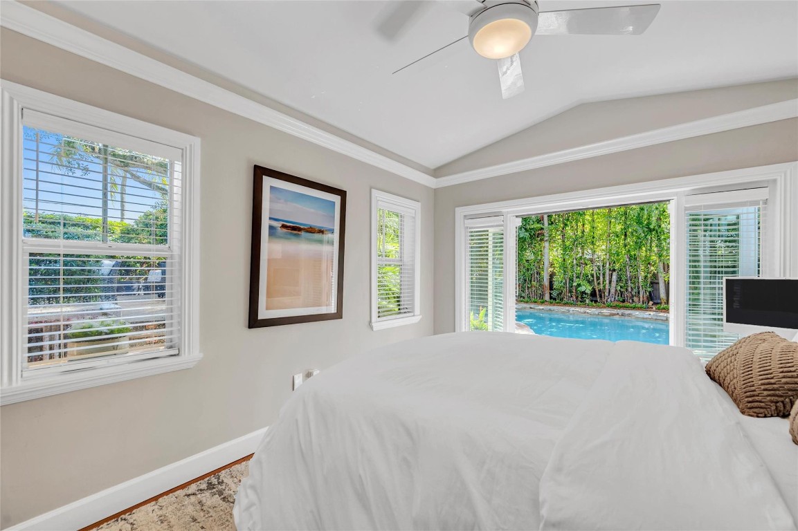 701 N Victoria Park Rd