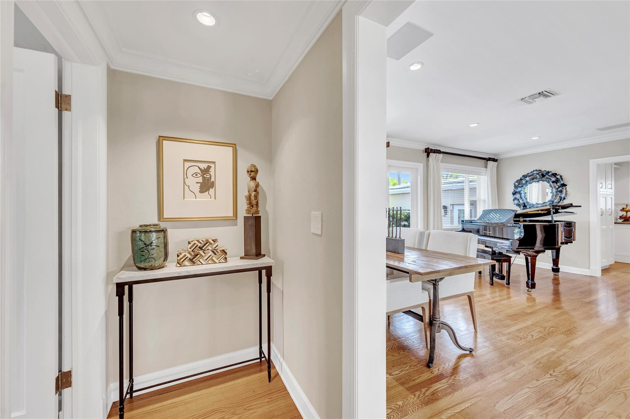 701 N Victoria Park Rd