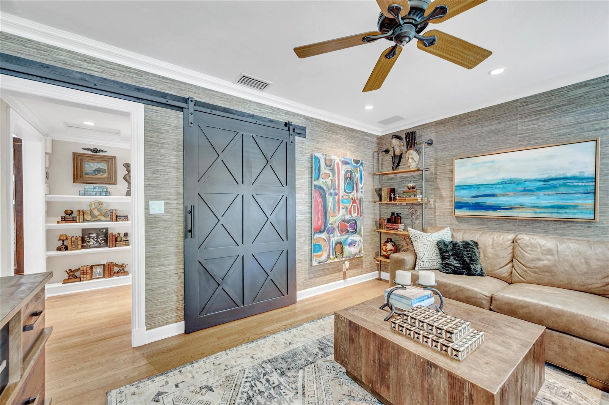 701 N Victoria Park Rd