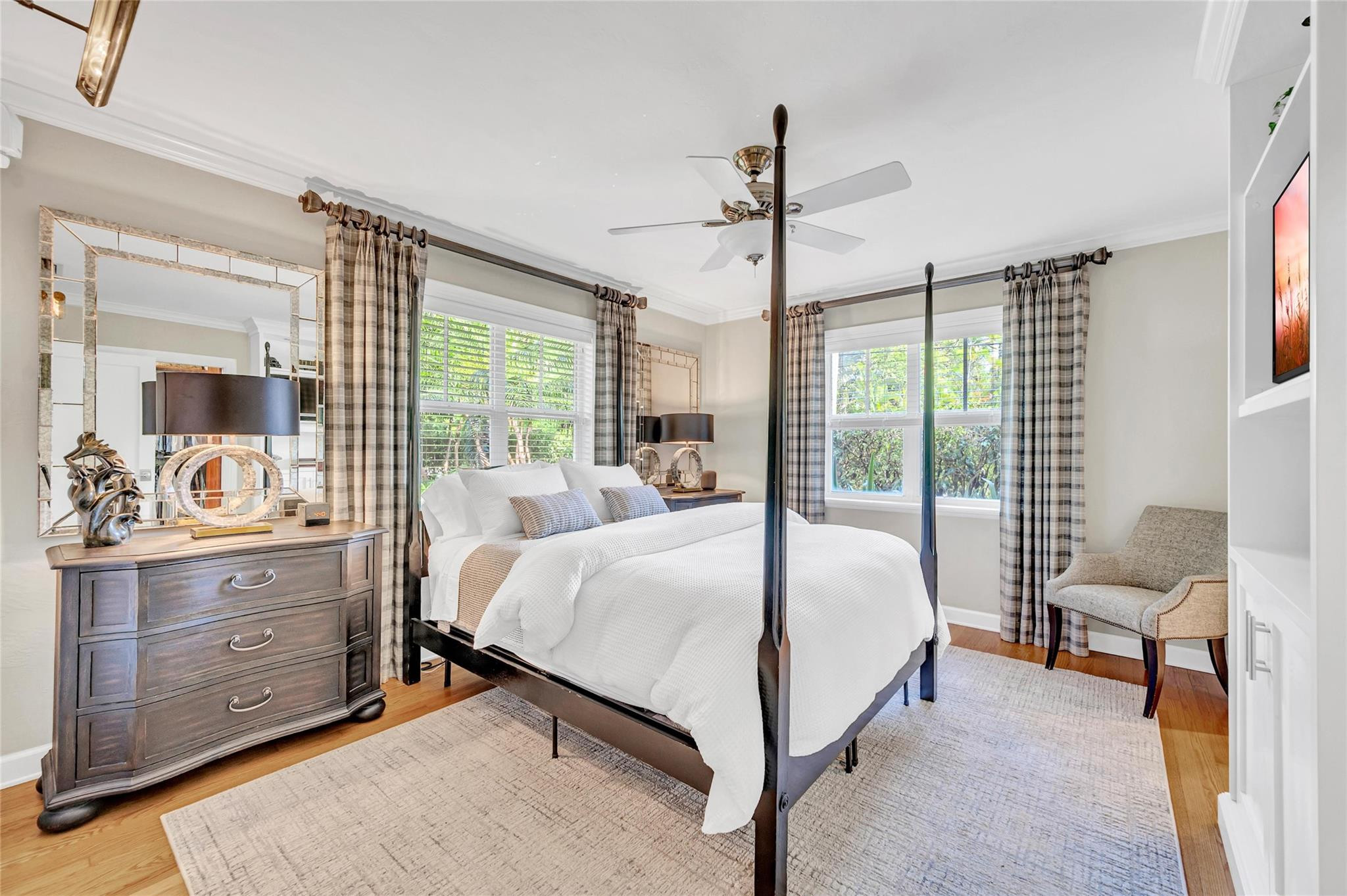 701 N Victoria Park Rd