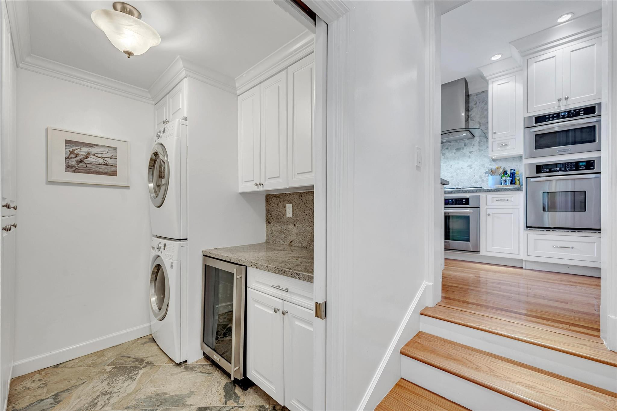 701 N Victoria Park Rd