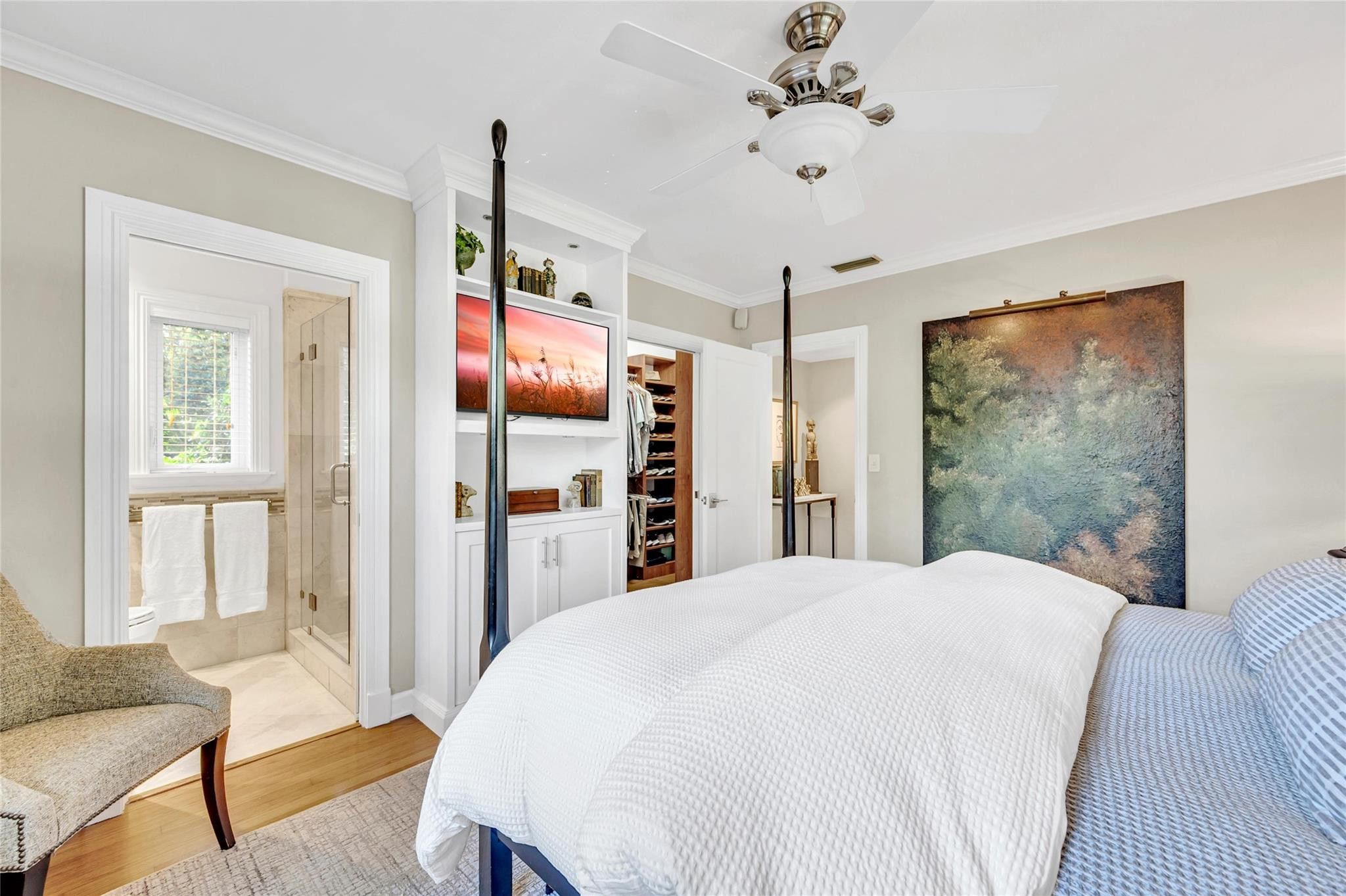 701 N Victoria Park Rd