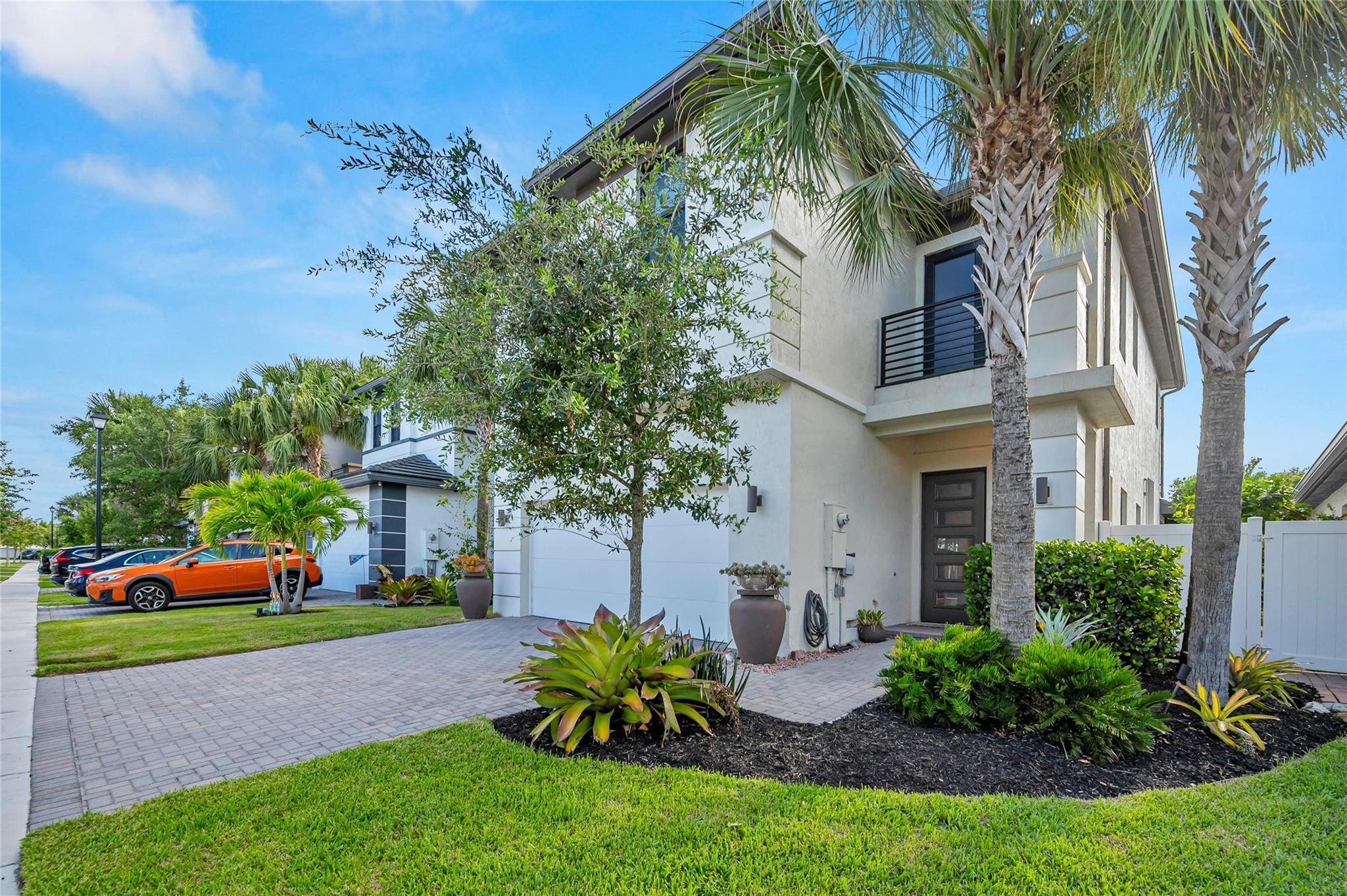 4931 Whispering Way