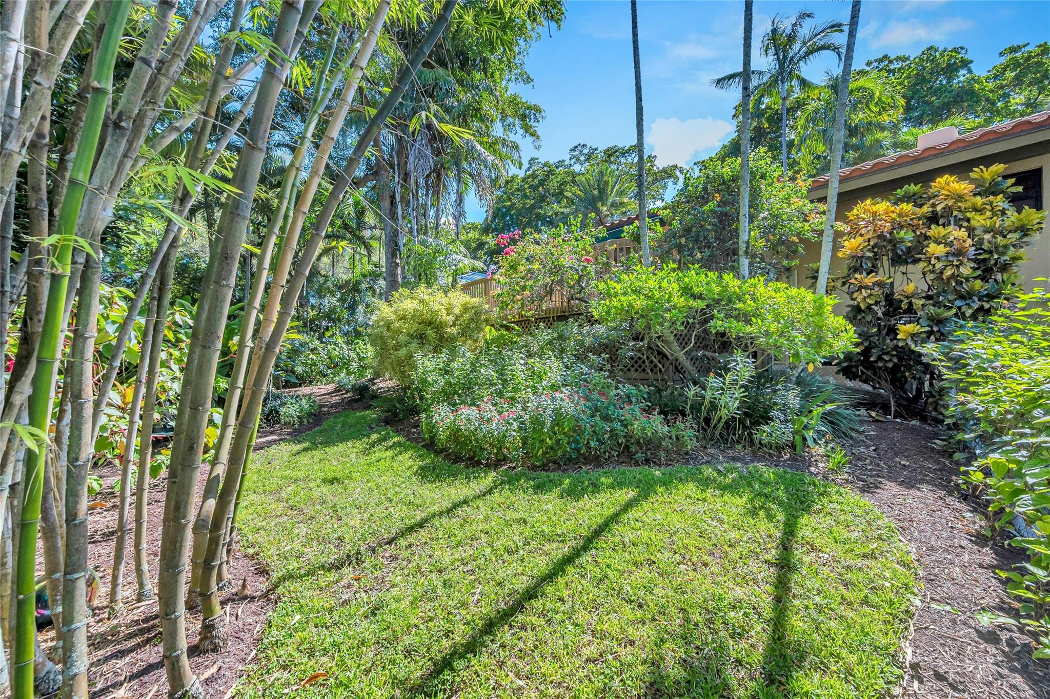 440 N Victoria Park Rd