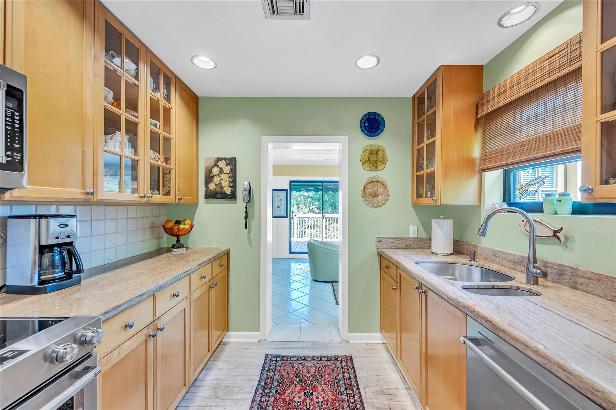 440 N Victoria Park Rd