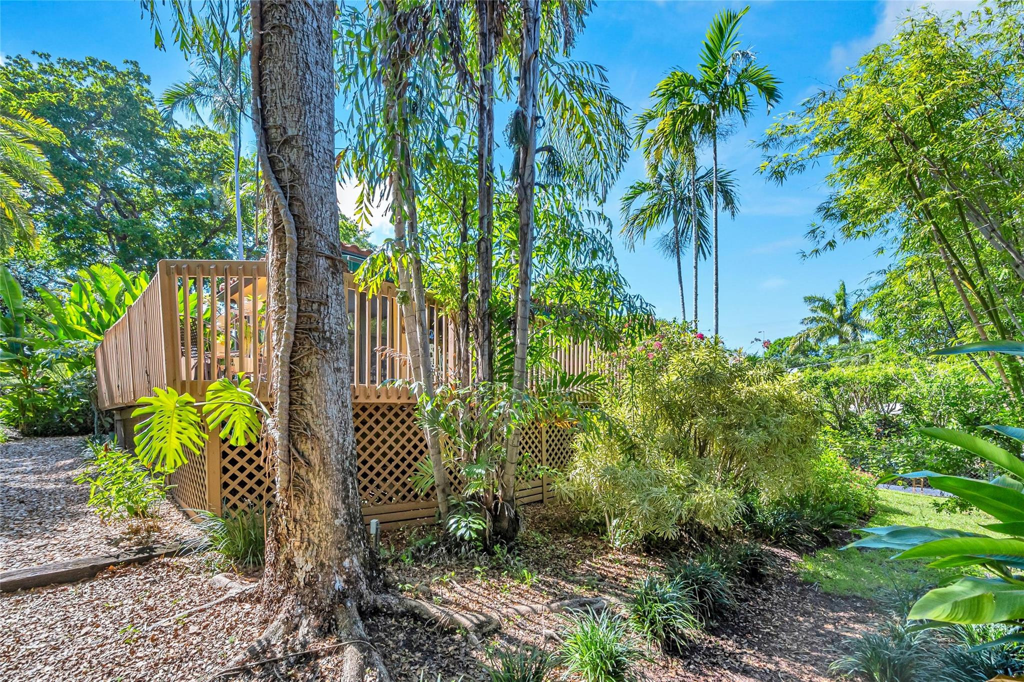 440 N Victoria Park Rd