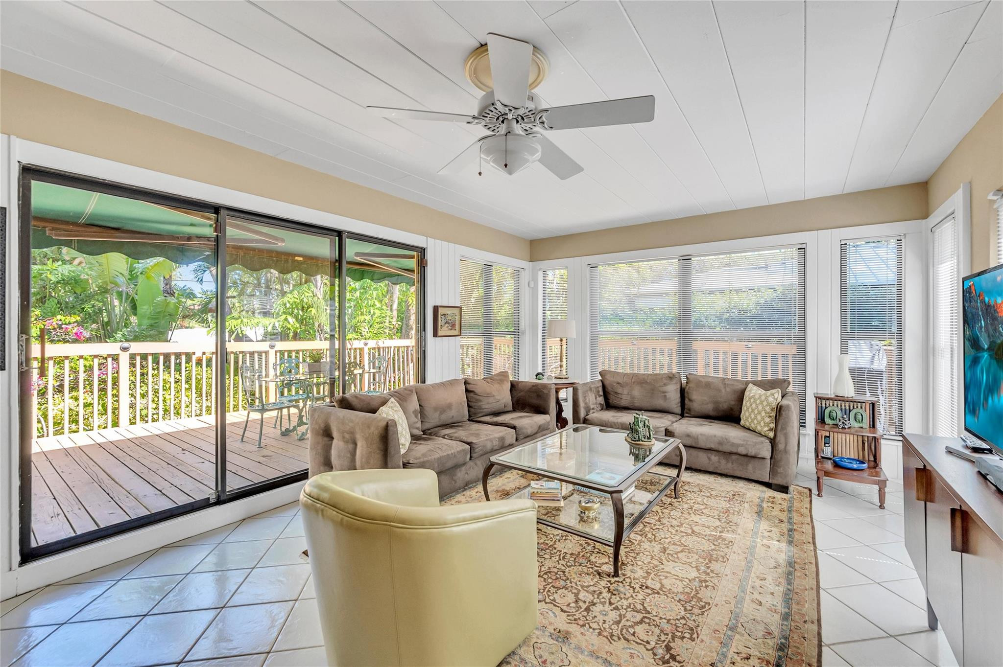 440 N Victoria Park Rd