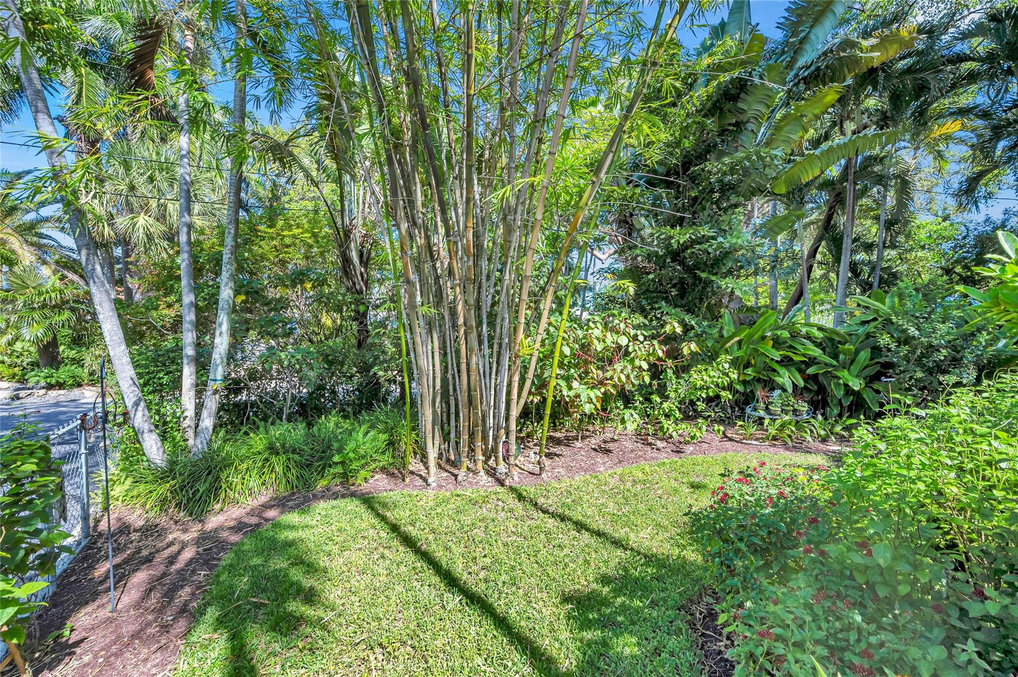 440 N Victoria Park Rd