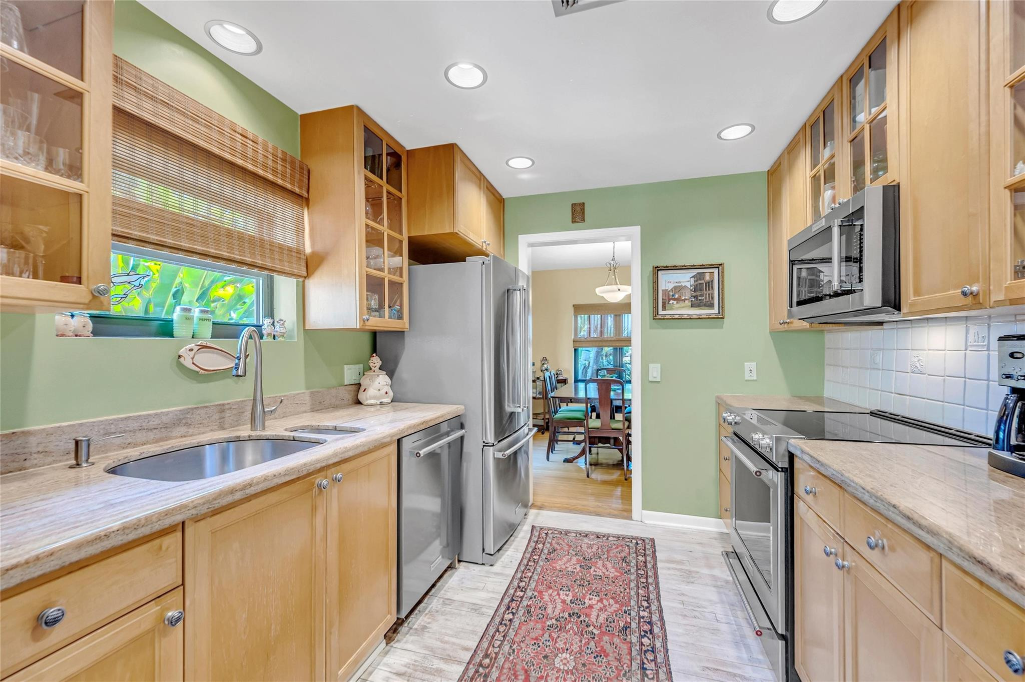 440 N Victoria Park Rd