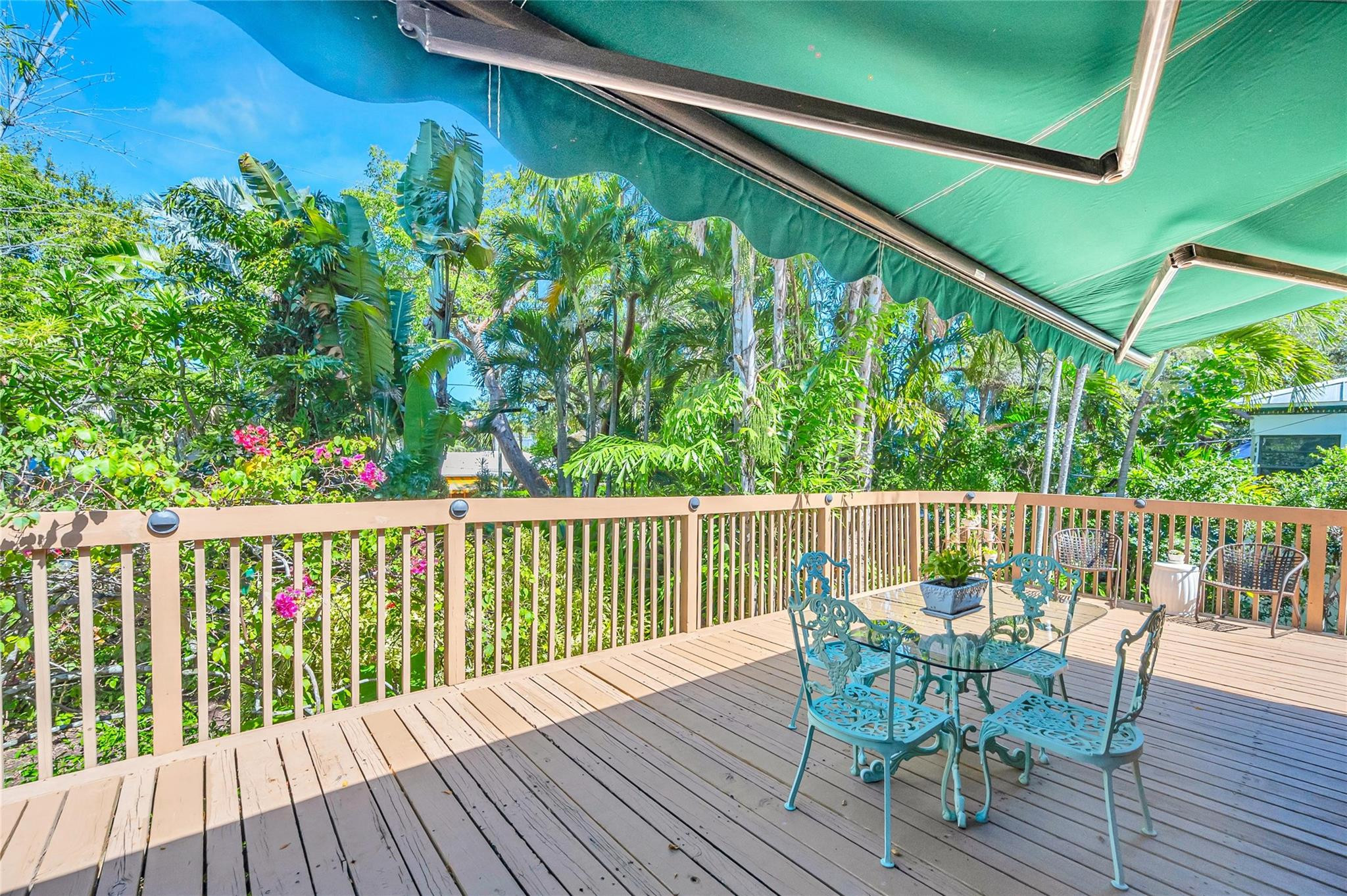 440 N Victoria Park Rd