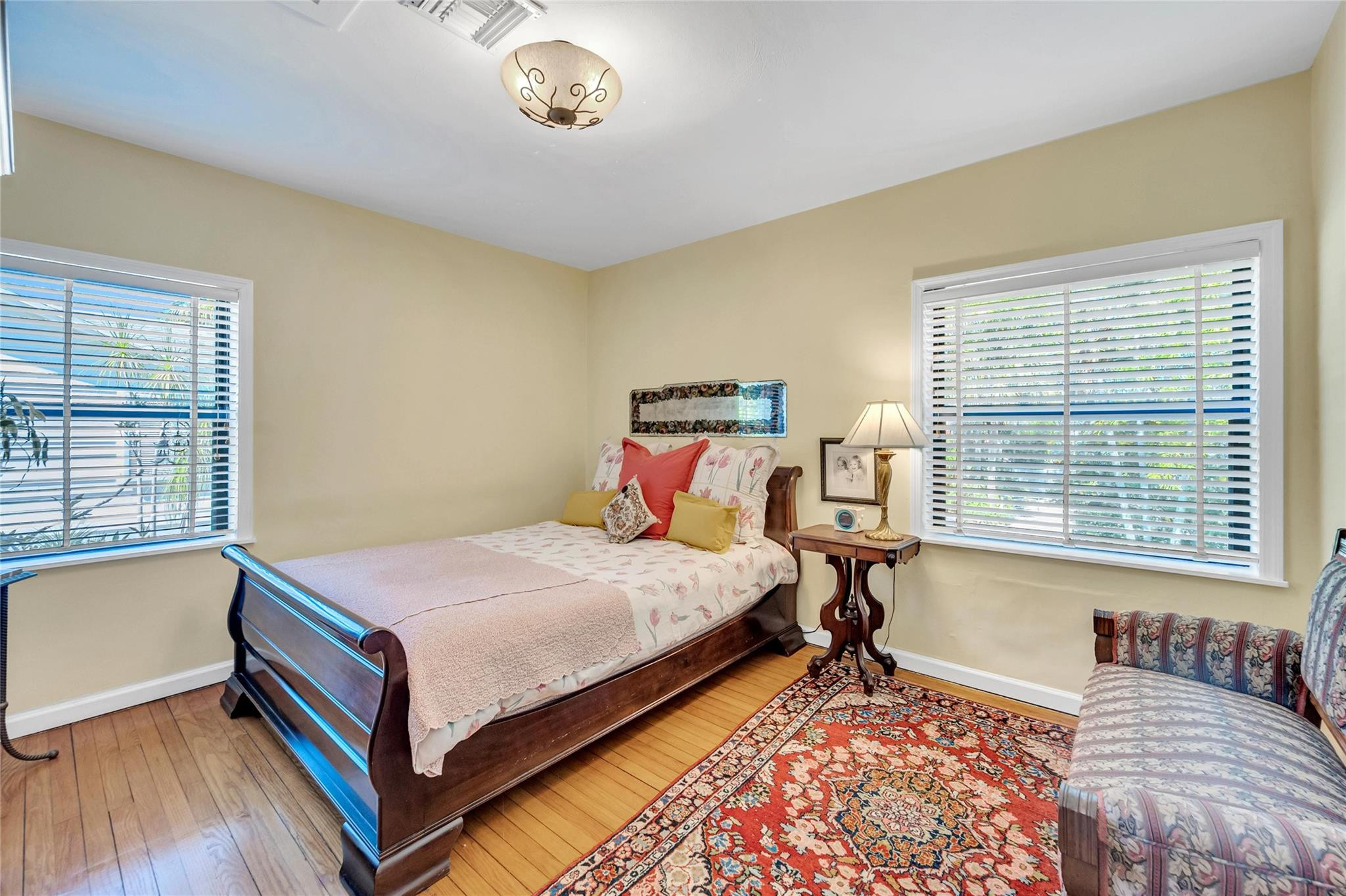 440 N Victoria Park Rd