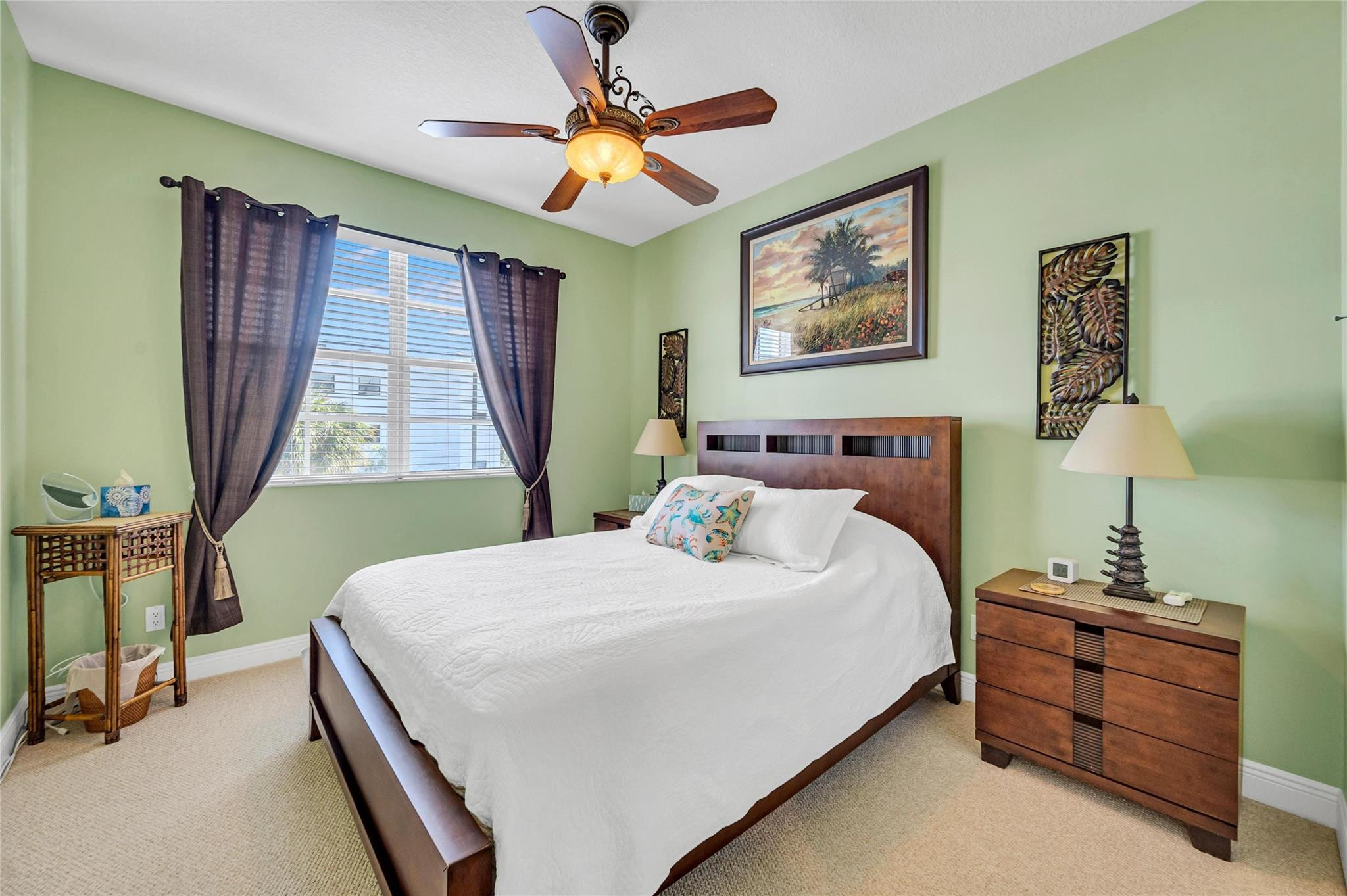 2822 NE 32nd St none