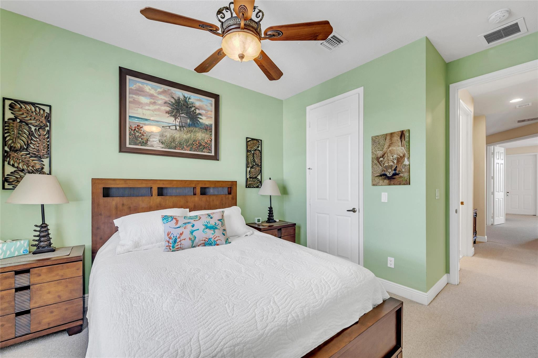 2822 NE 32nd St none